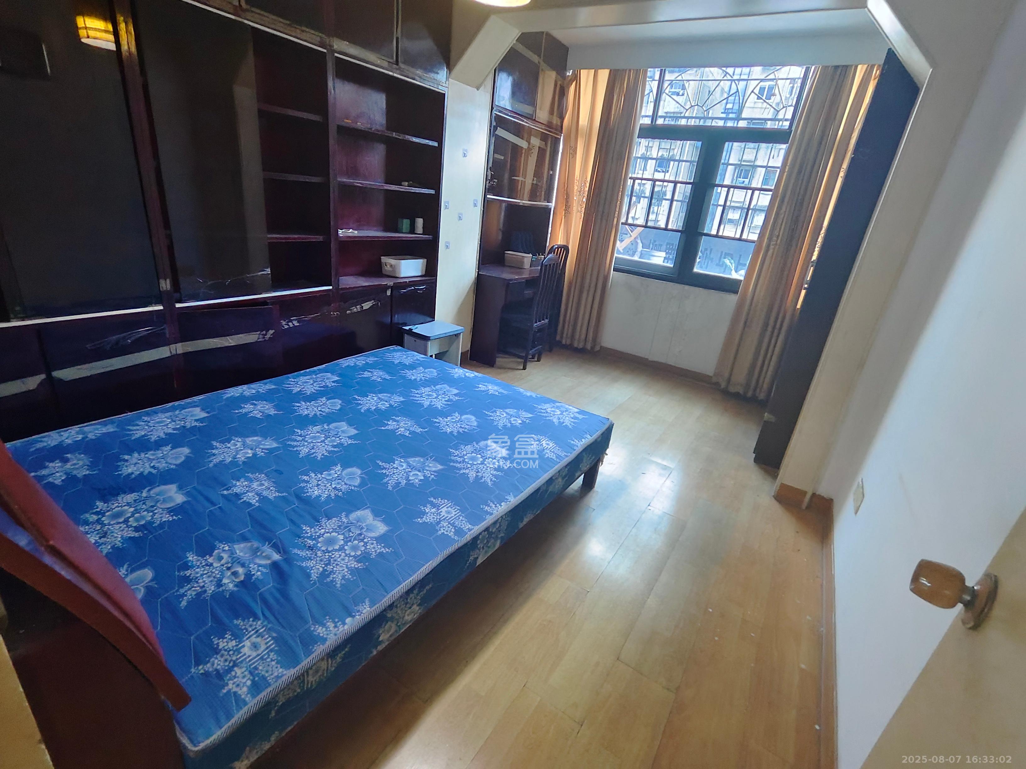 果茶巷 2室2厅1卫 1100.0元/月 果茶巷 2室2厅1卫 1100.0元/月室内图