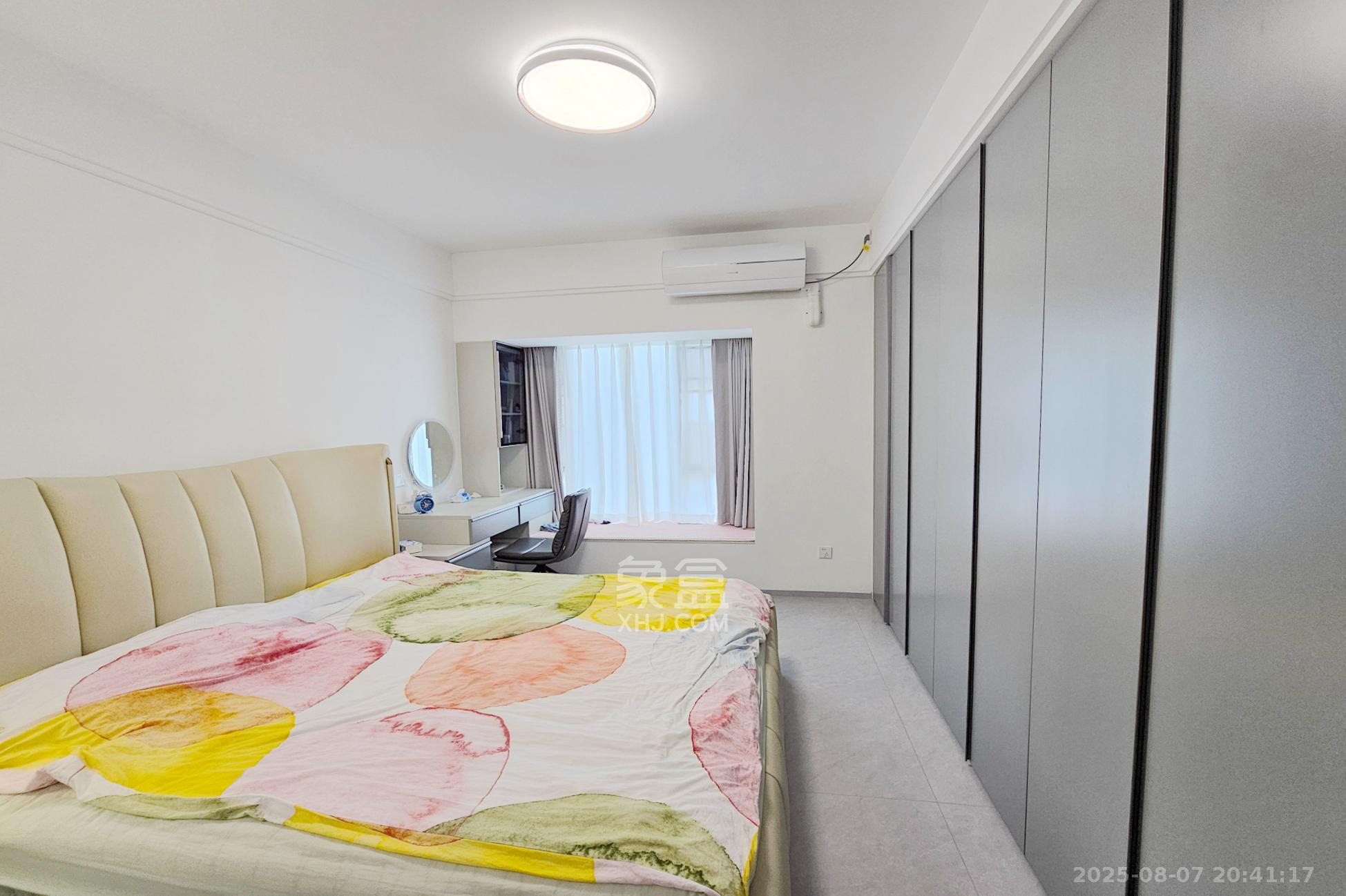 润和星河玥 4室2厅2卫 170.0万 润和星河玥 4室2厅2卫 170.0万卧室