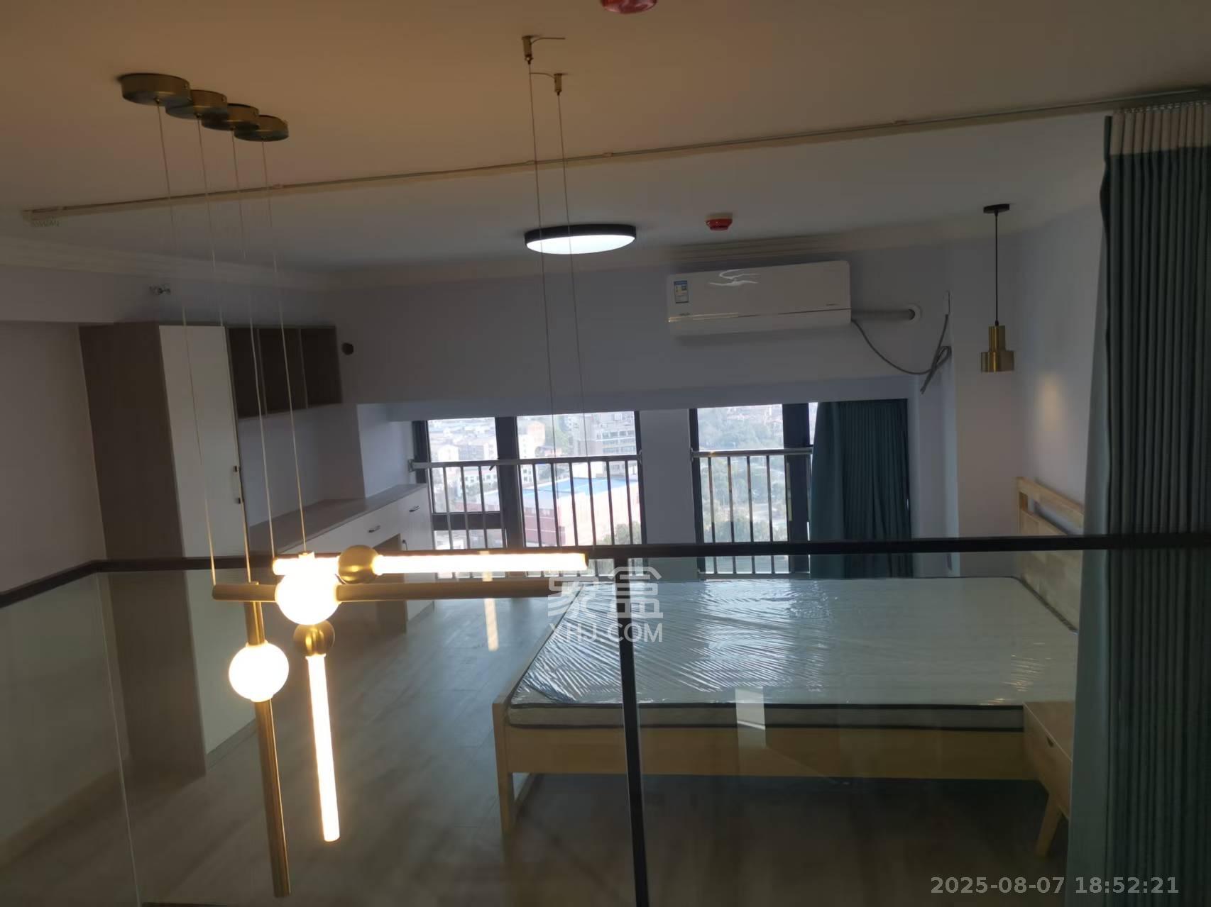 湘一书香里 1室1厅1卫 2400.0元/月 湘一书香里 1室1厅1卫 2400.0元/月室内图