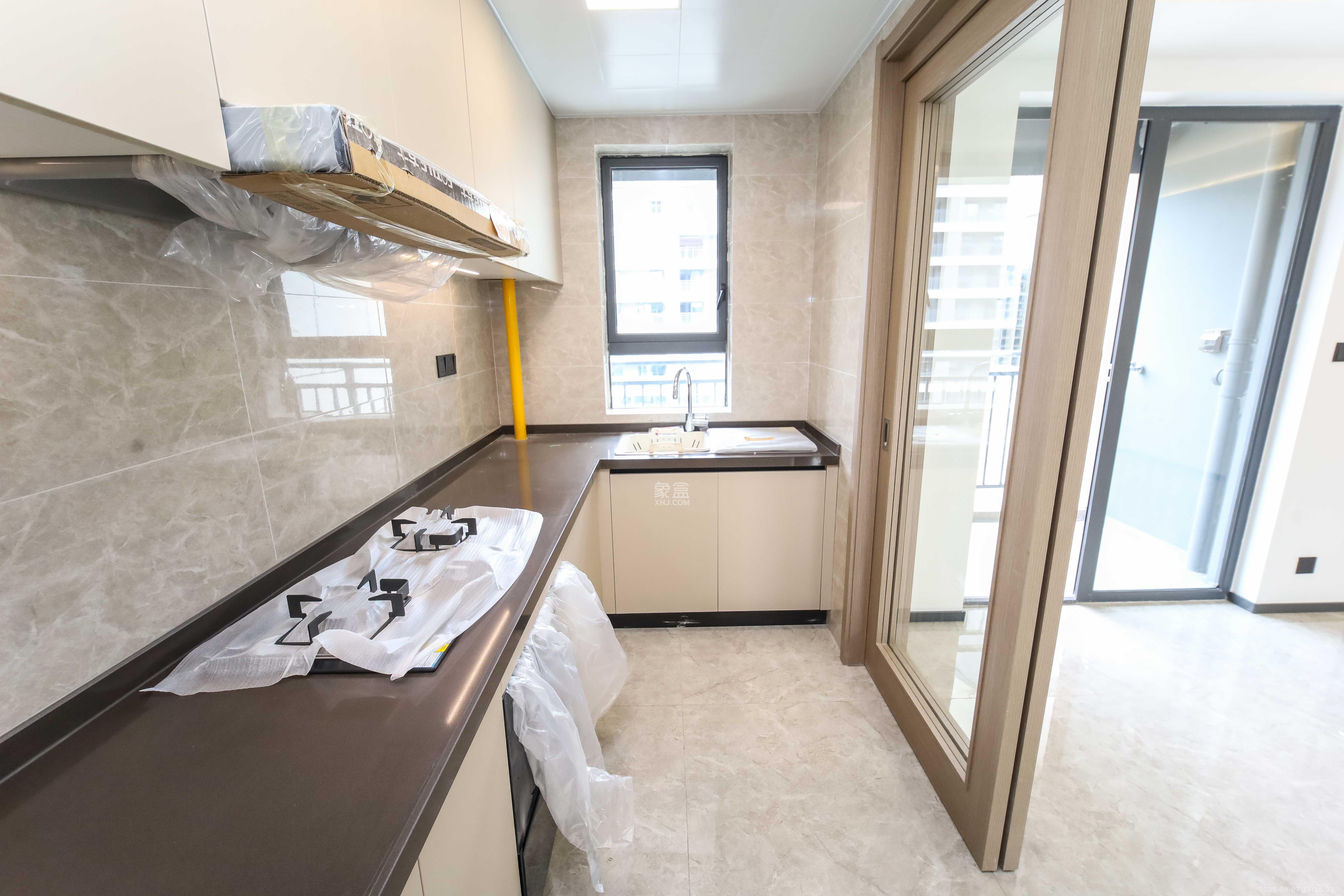 德奥上河城章 4室2厅2卫 210.0万 德奥上河城章 4室2厅2卫 210.0万厨房