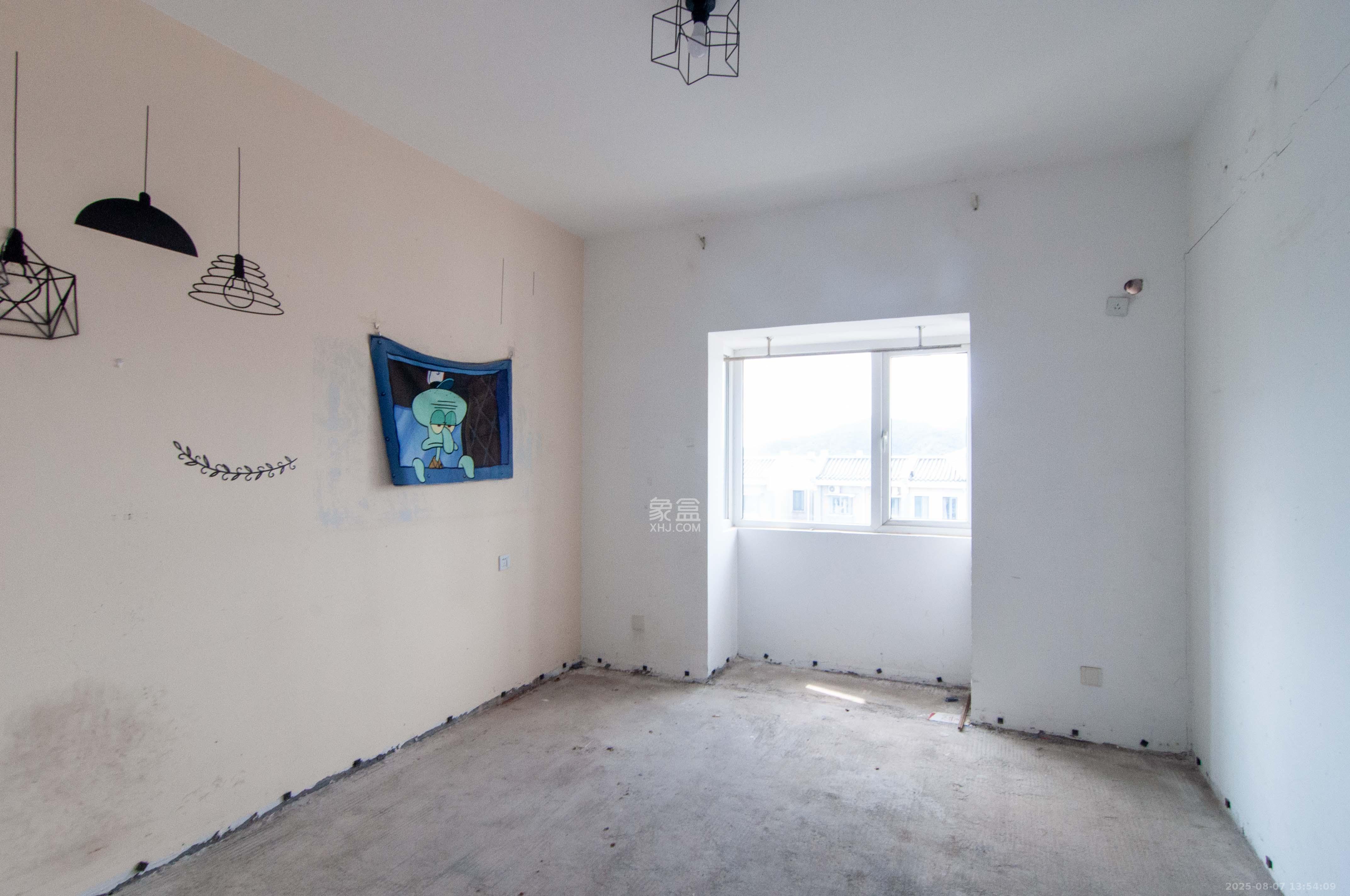 麓阳和景雅苑 5室2厅3卫 200.0万 麓阳和景雅苑 5室2厅3卫 200.0万其他