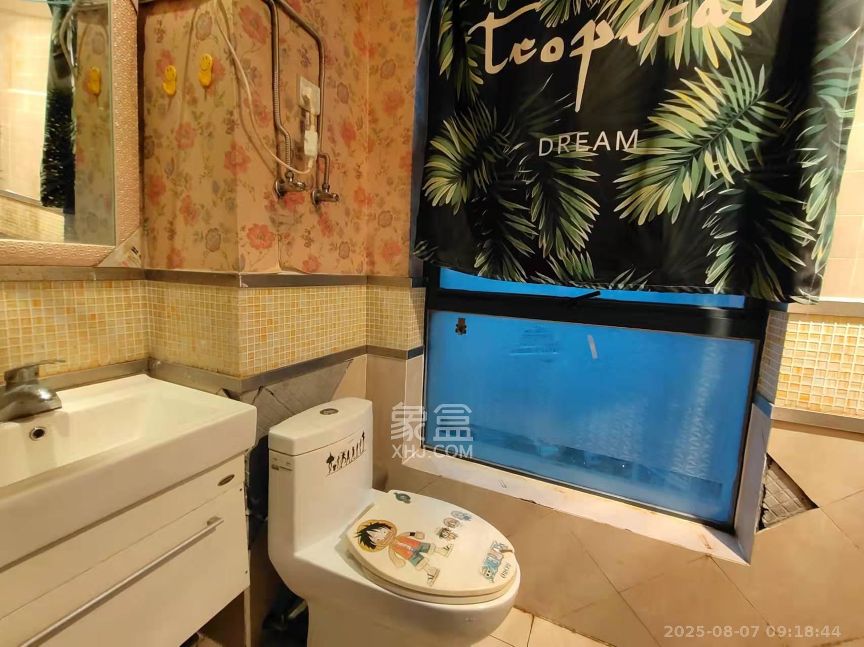 融圣国际  1室1厅1卫    1700.0元/月 融圣国际  1室1厅1卫    1700.0元/月室内图