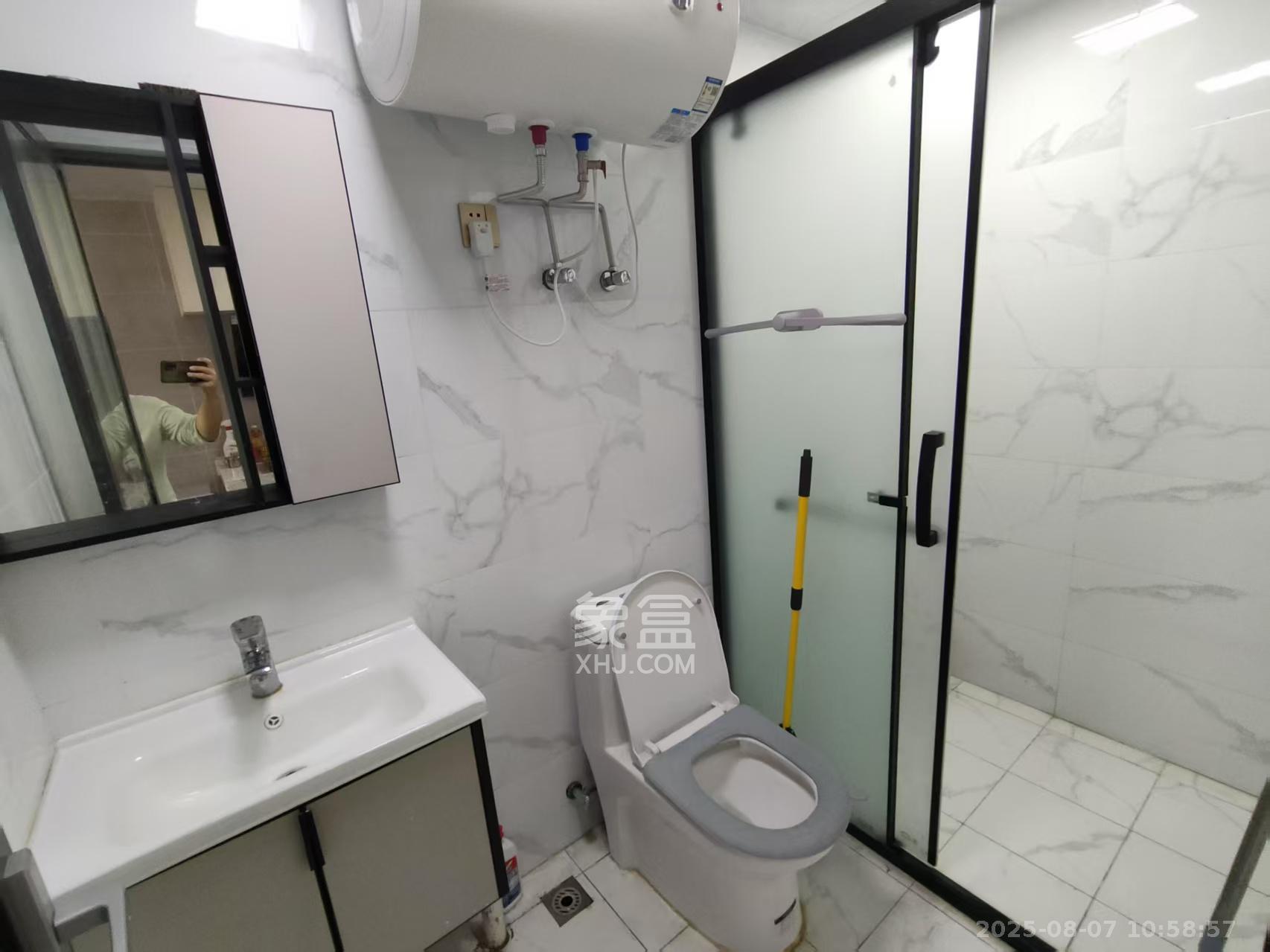 碧桂园城市之光  1室0厅1卫    2100.0元/月室内图