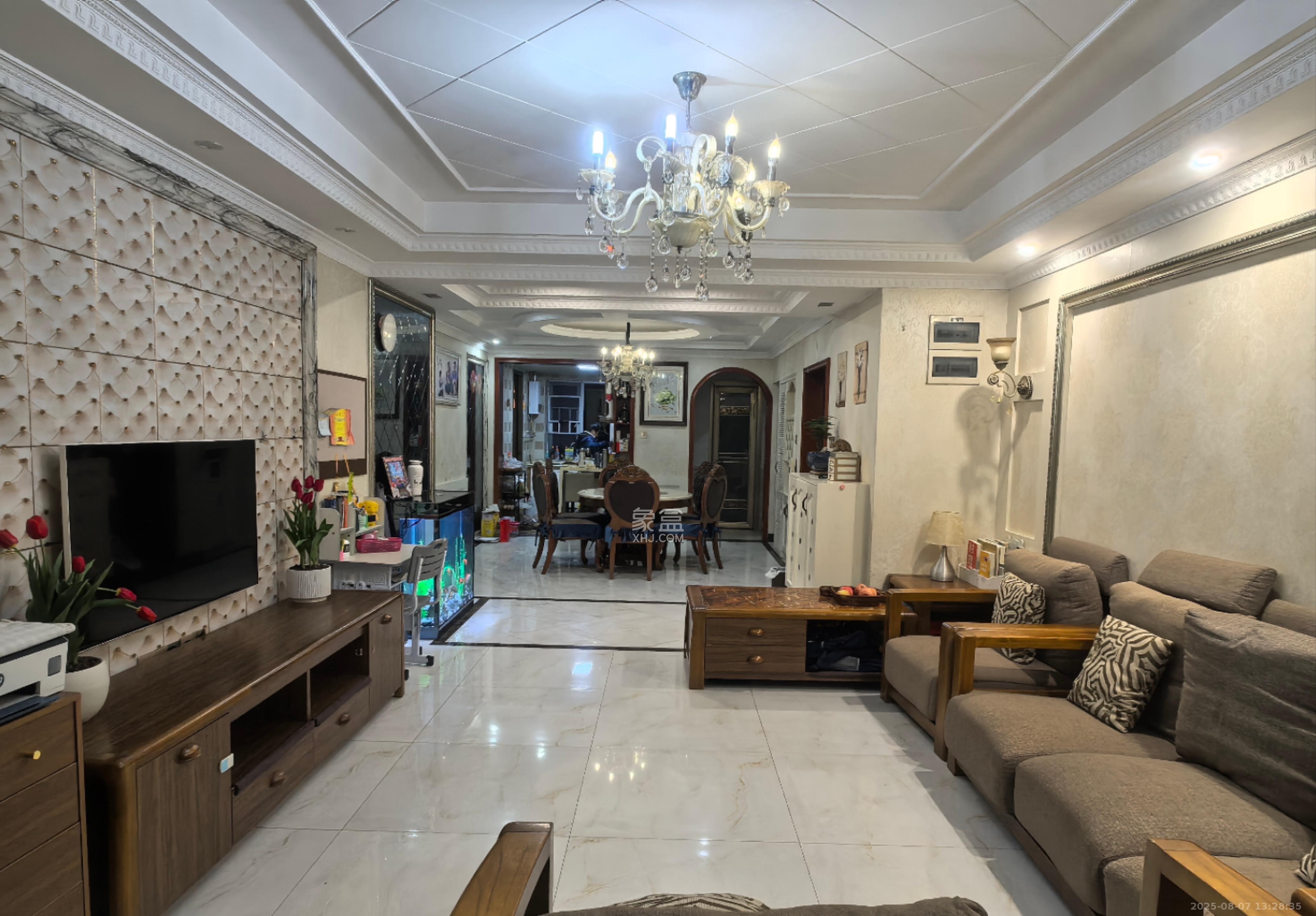 联美品格 3室2厅2卫 2500.0元/月 联美品格 3室2厅2卫 2500.0元/月室内图