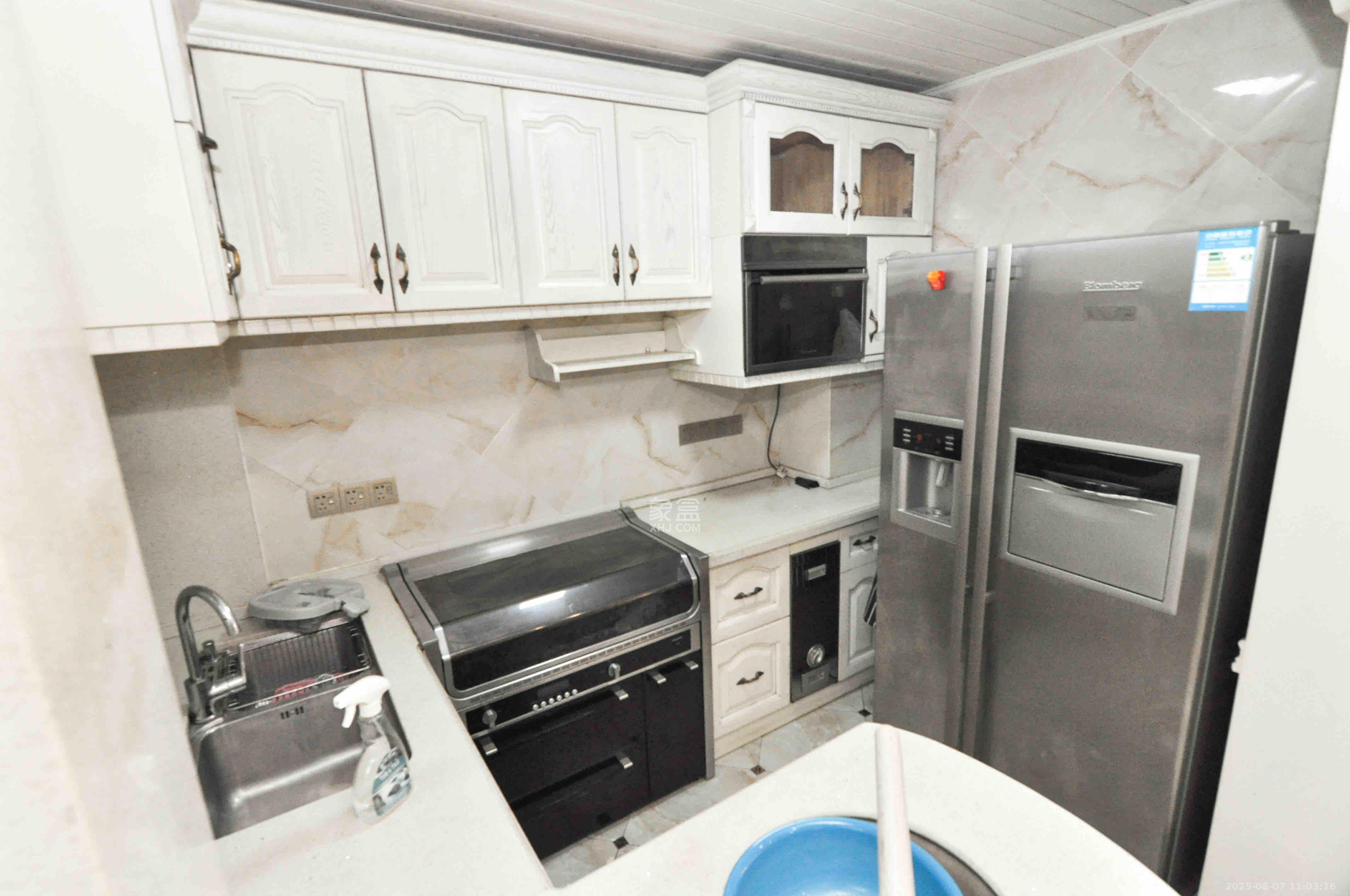 沁园春御院 3室2厅1卫 3200.0元/月 沁园春御院 3室2厅1卫 3200.0元/月室内图