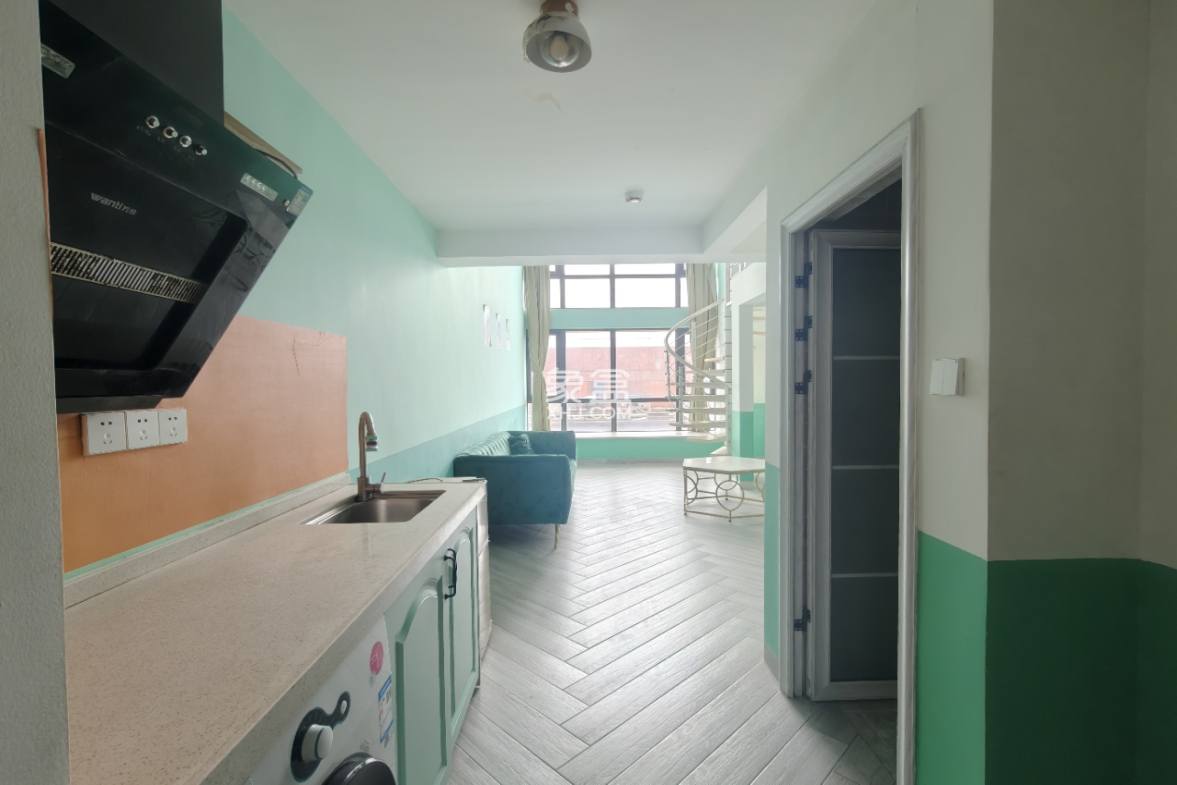 万达广场骏豪仕家(万达公馆) 1室1厅1卫 1800.0元/月 万达广场骏豪仕家(万达公馆) 1室1厅1卫 1800.0元/月室内图