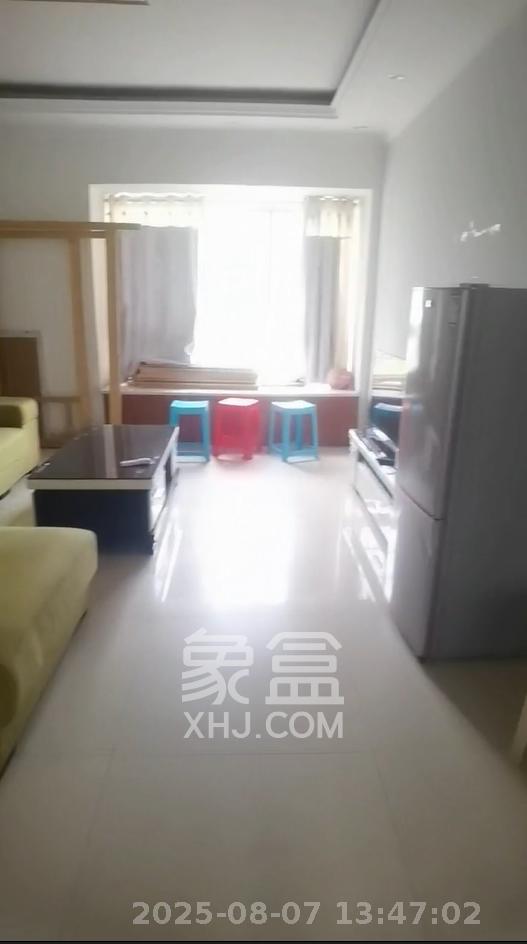 湘府十城(汇财御景湾新寓,汇财国际) 4室2厅2卫 2500.0元/月 湘府十城(汇财御景湾新寓,汇财国际) 4室2厅2卫 2500.0元/月室内图