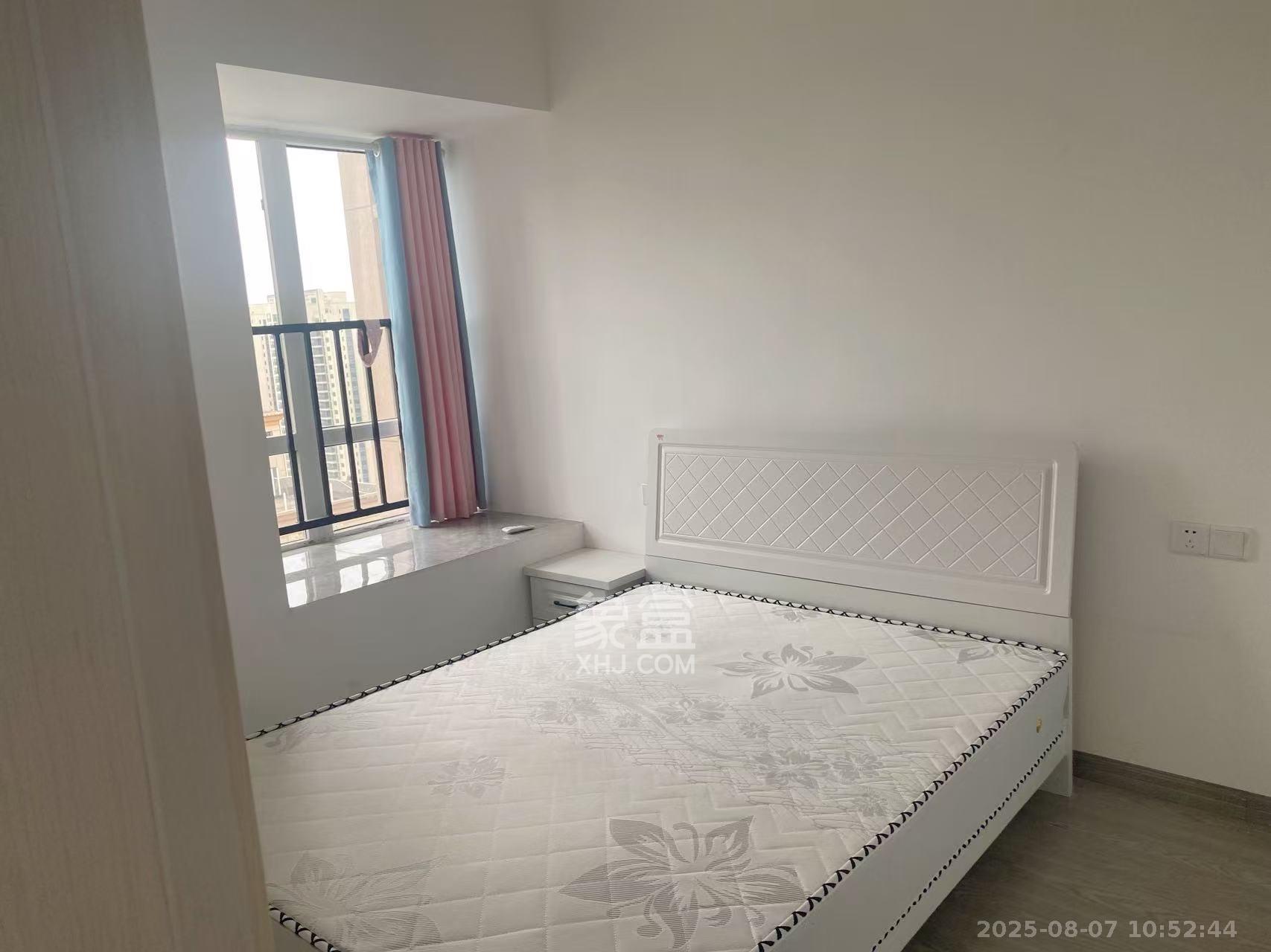 鑫天格林香山  3室2厅1卫    2000.0元/月 鑫天格林香山  3室2厅1卫    2000.0元/月室内图