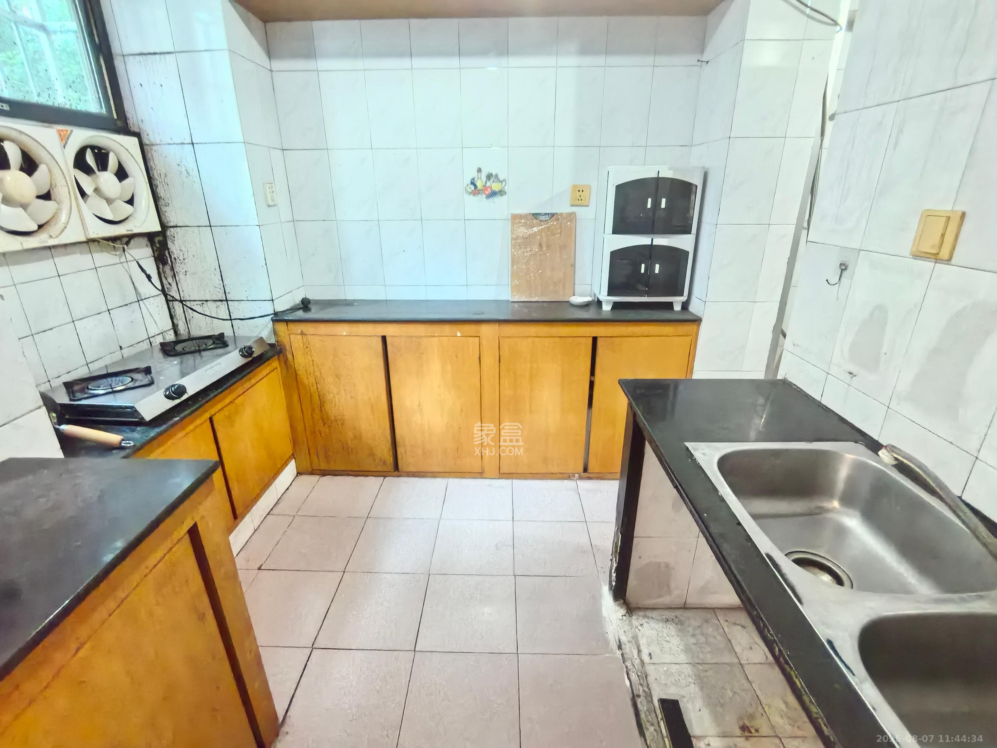 中建五局信和苑二区 3室1厅1卫 1400.0元/月 中建五局信和苑二区 3室1厅1卫 1400.0元/月室内图