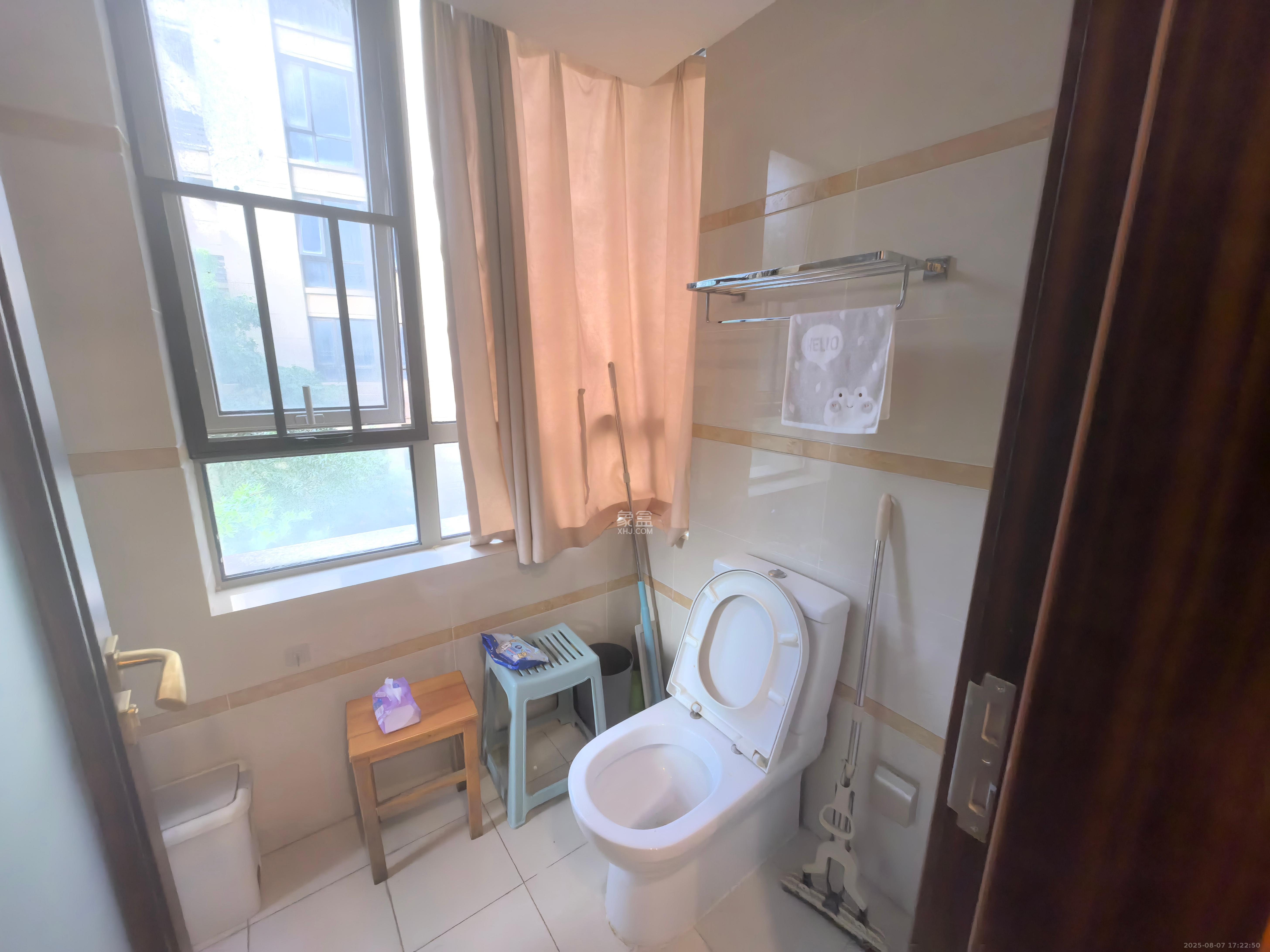 梅溪湖金茂府(金茂广场)(金茂览秀城)  3室2厅2卫    5000.0元/月 梅溪湖金茂府(金茂广场)(金茂览秀城)  3室2厅2卫    5000.0元/月室内图