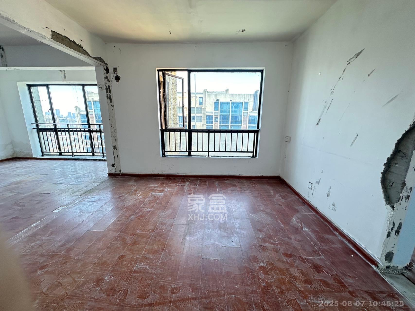 天下一家 3室2厅2卫 3000.0元/月 天下一家 3室2厅2卫 3000.0元/月室内图