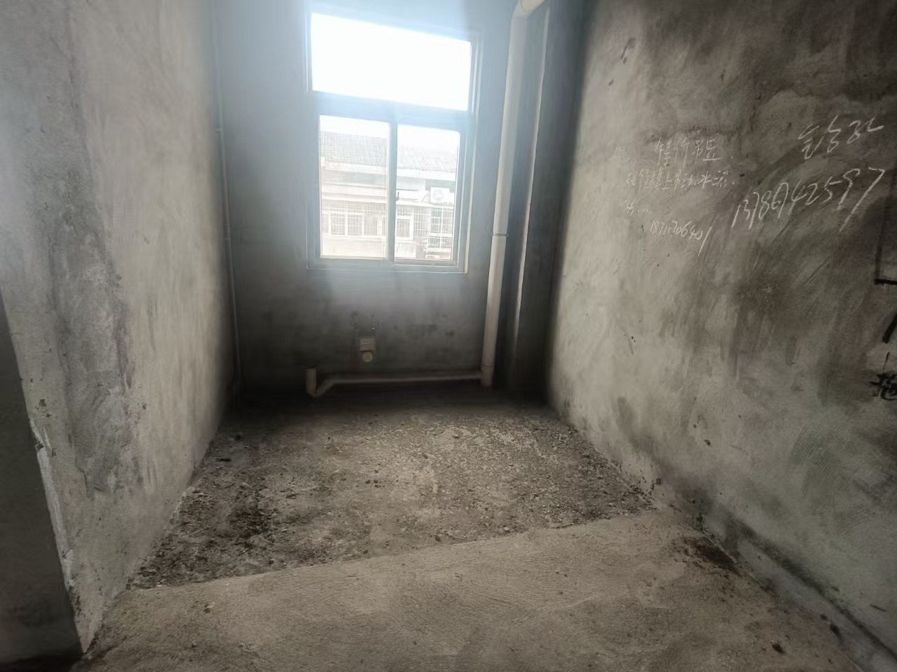 梓园社区(麻纺厂宿舍)  3室2厅1卫   26.80万室内图