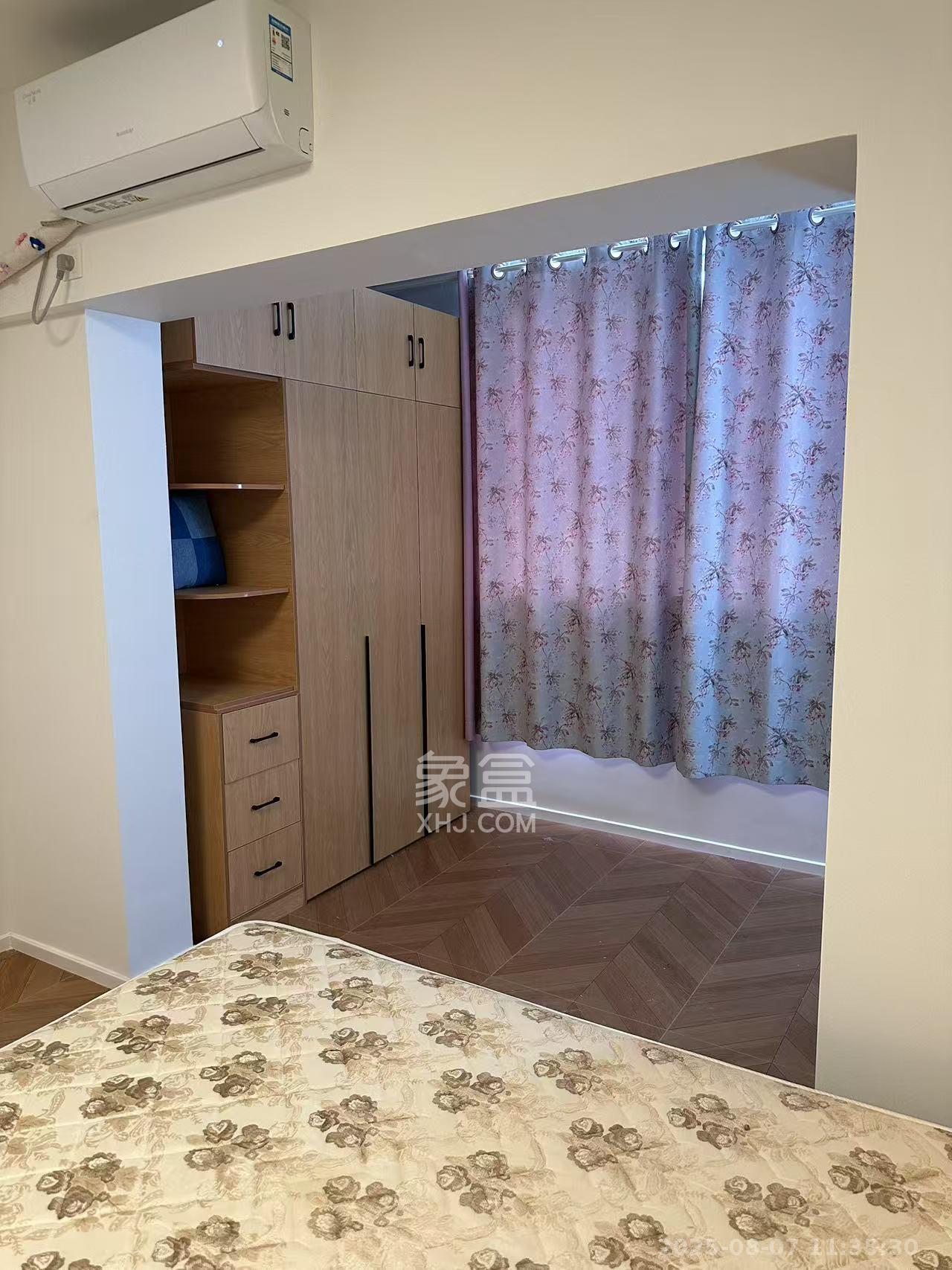 2076至高点 1室1厅1卫 1600.0元/月 2076至高点 1室1厅1卫 1600.0元/月室内图