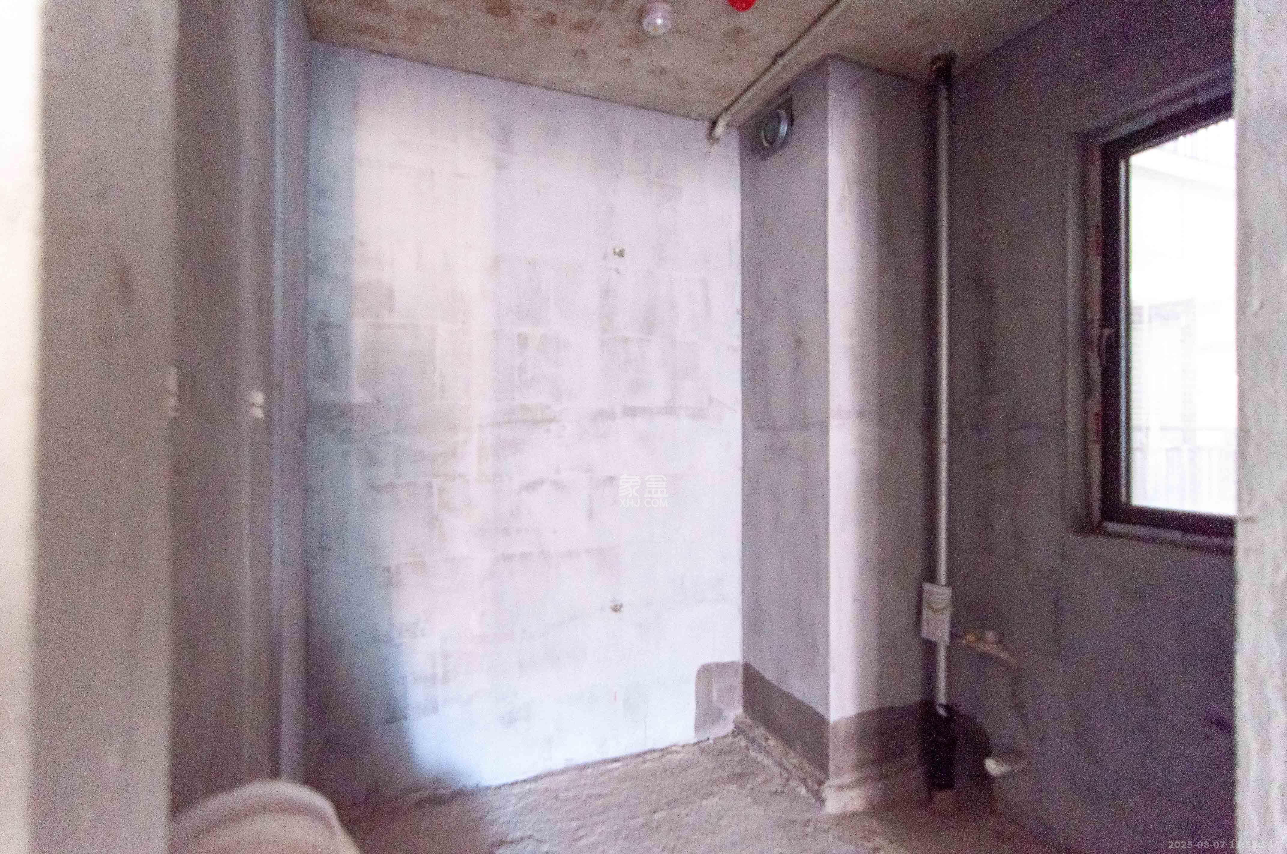 卓越浅水湾  3室2厅2卫    105.0万其他