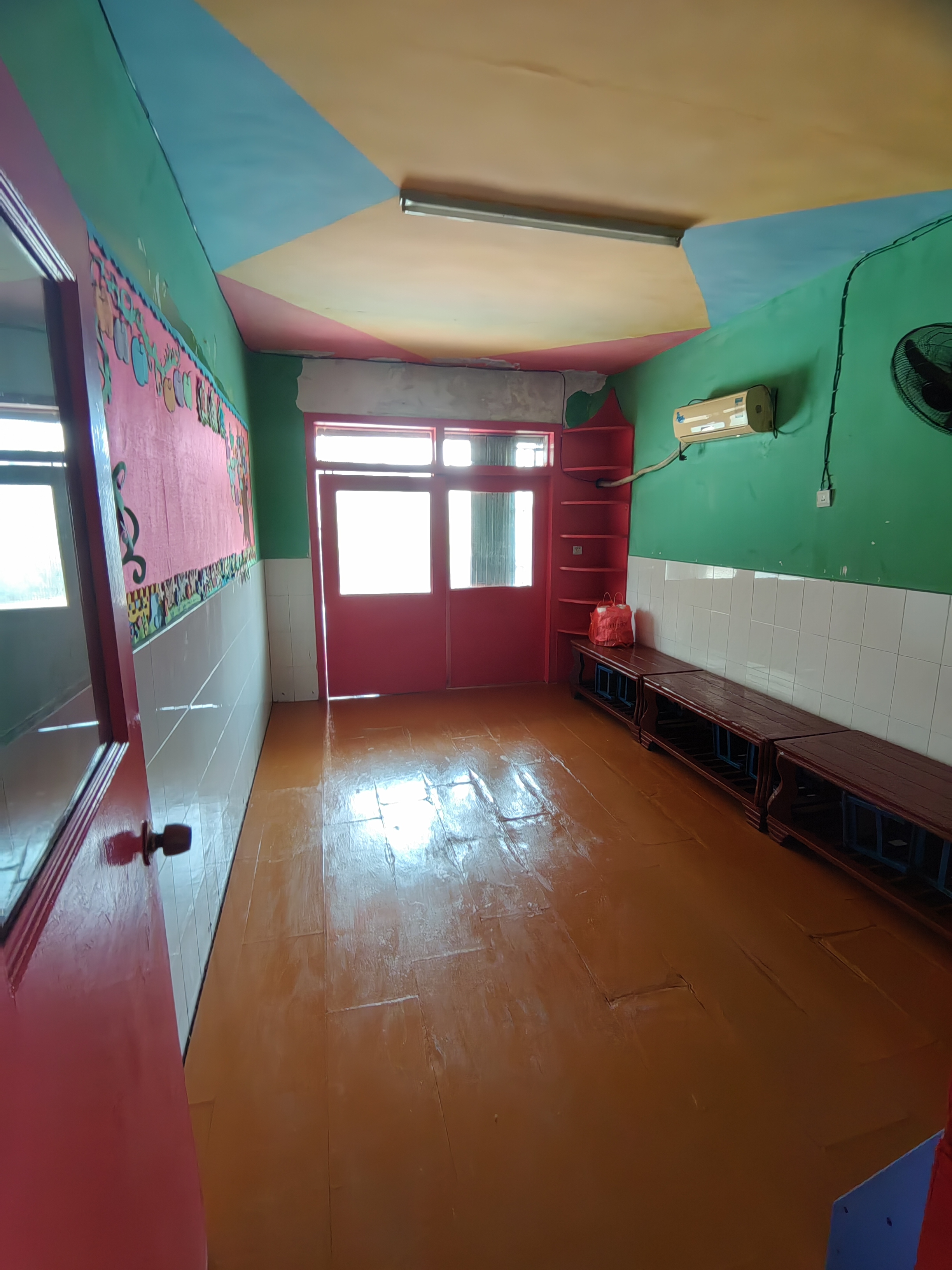 蒸阳花苑 3室2厅1卫 2100.0元/月 蒸阳花苑 3室2厅1卫 2100.0元/月室内图