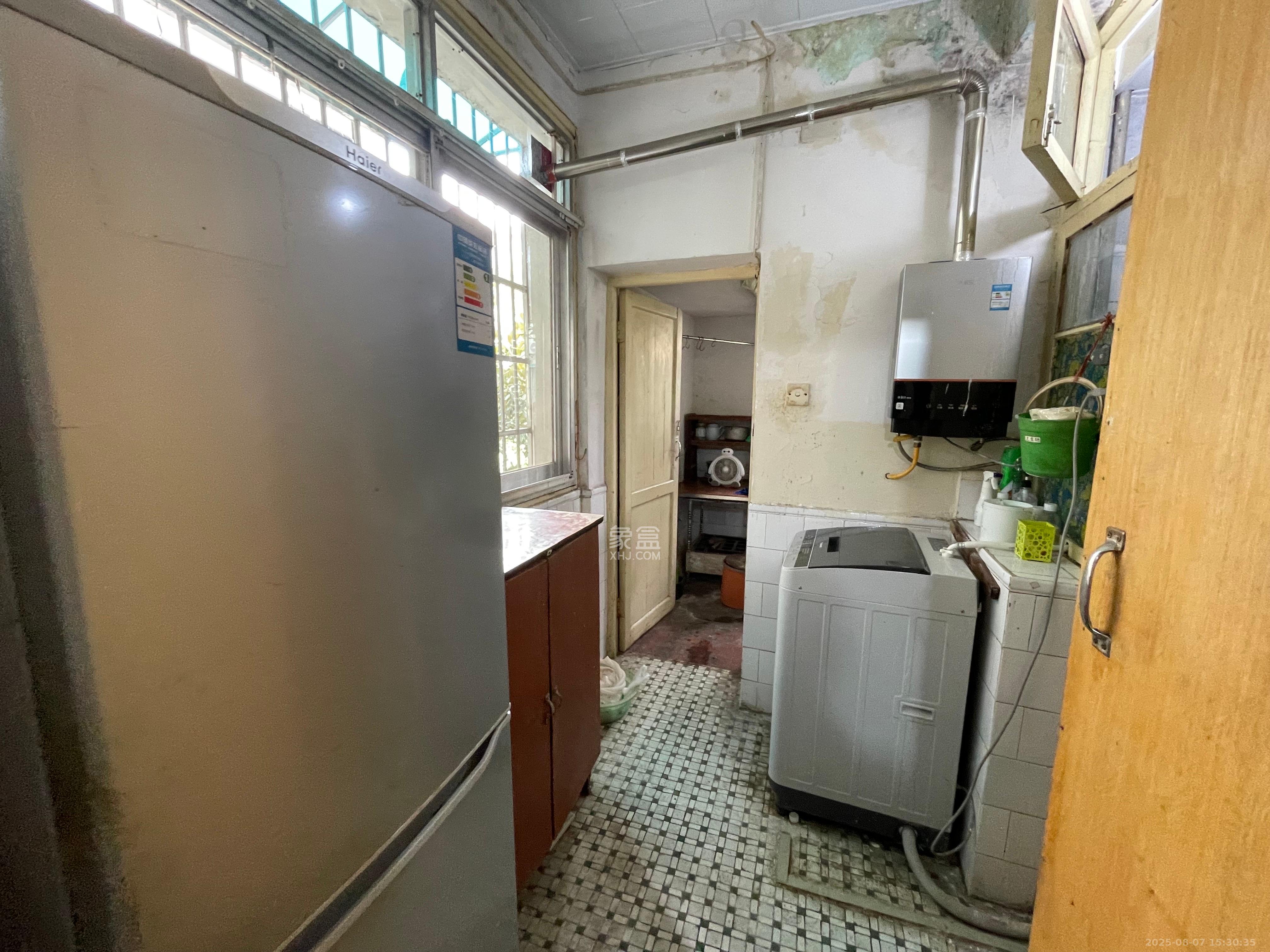 市直属机关宿舍  2室1厅1卫   1200.00元/月室内图