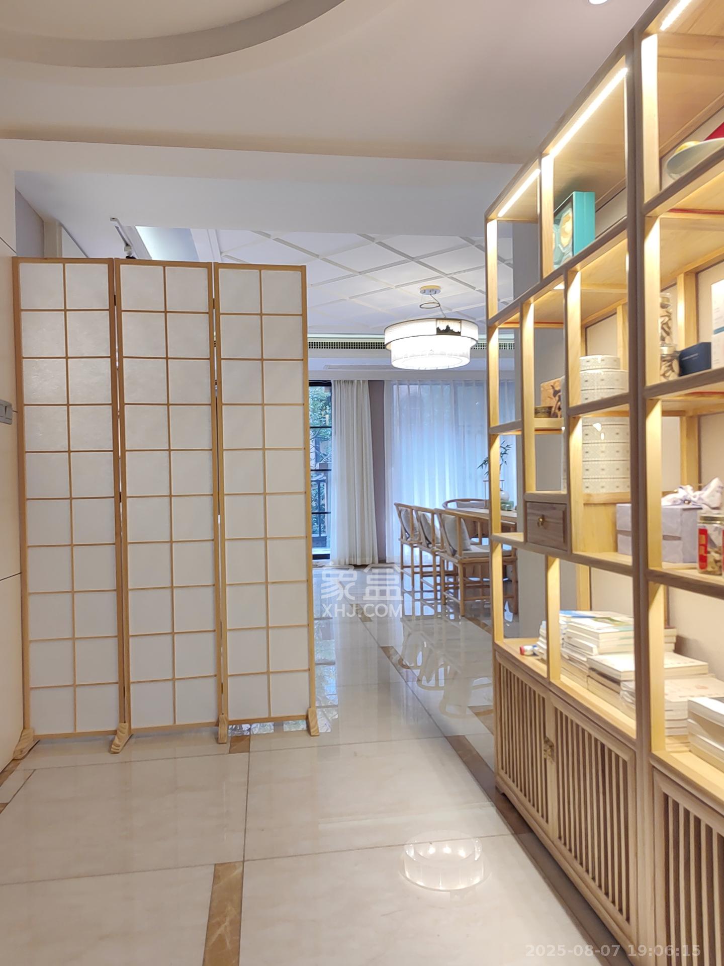 融科檀香山（融科紫檀、香山国际）  4室2厅2卫    10000.0元/月室内图