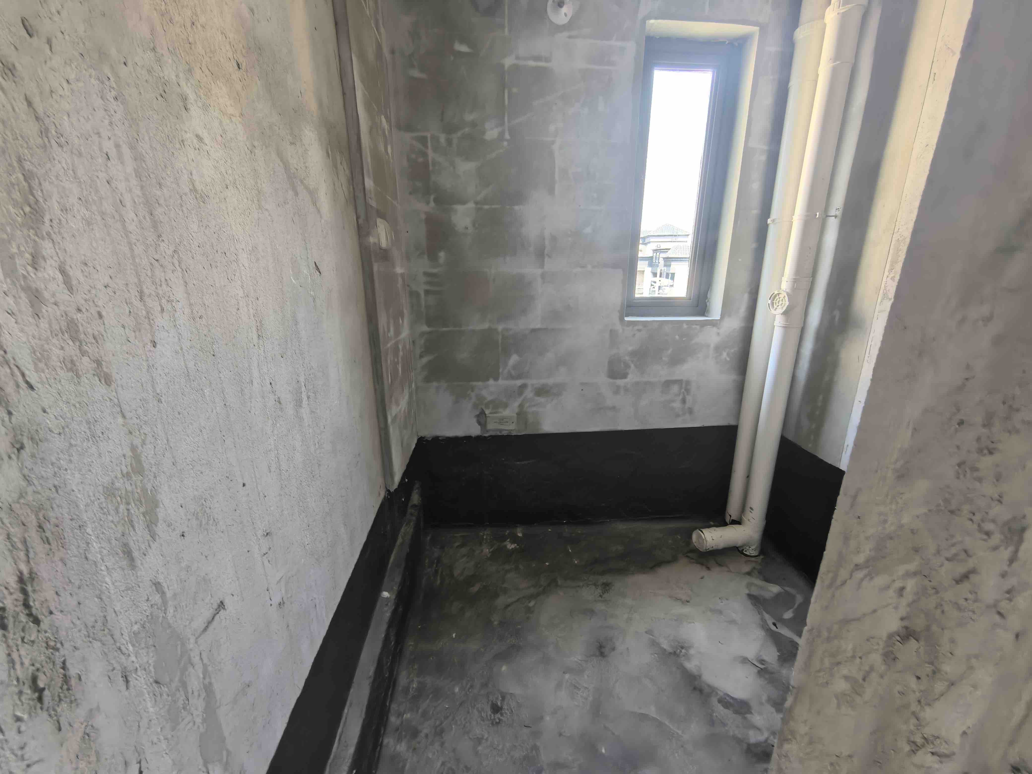 中建凤栖台  4室2厅2卫   55.80万客厅
