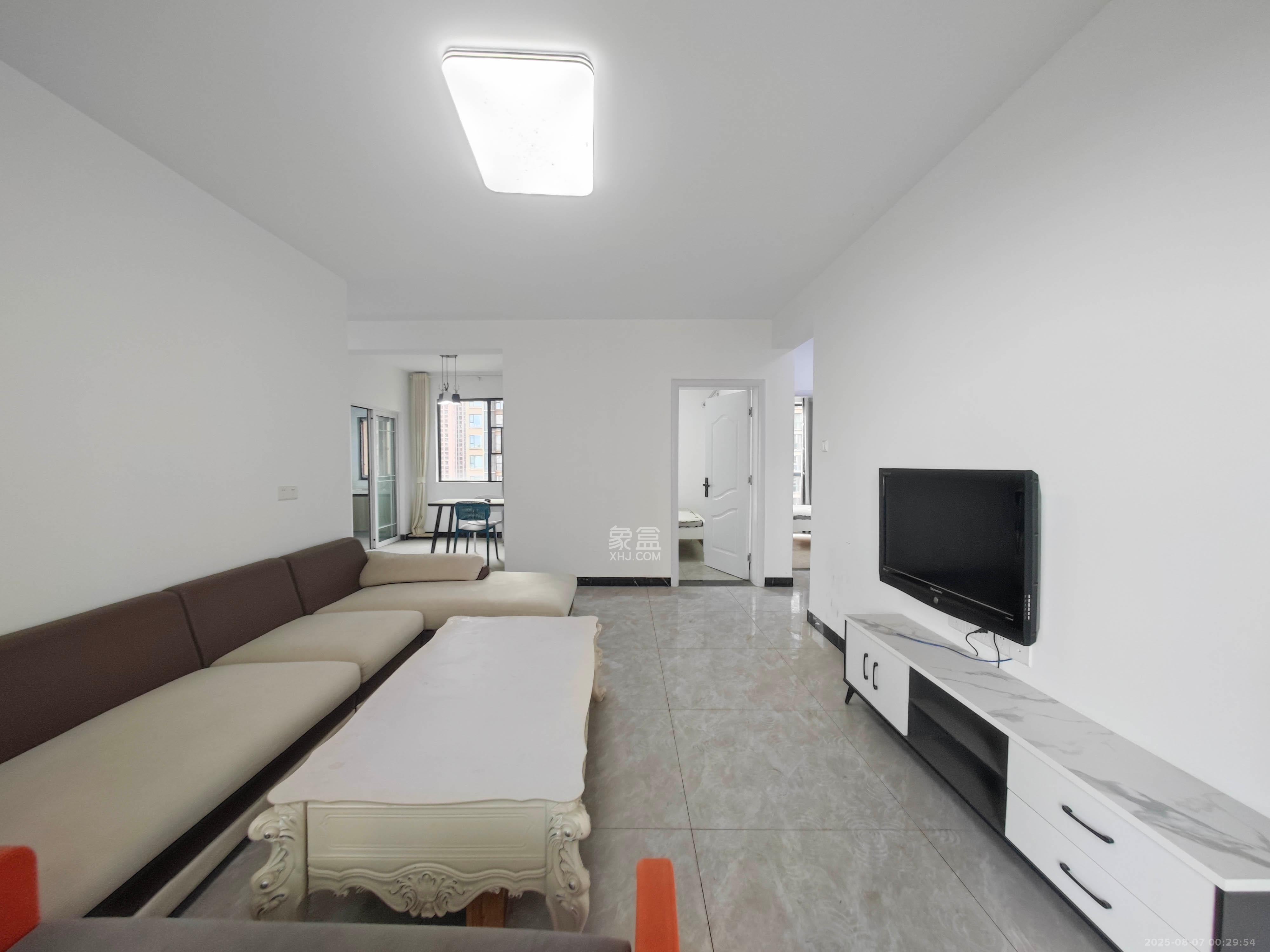 中建嘉和城  3室2厅2卫   105.00万