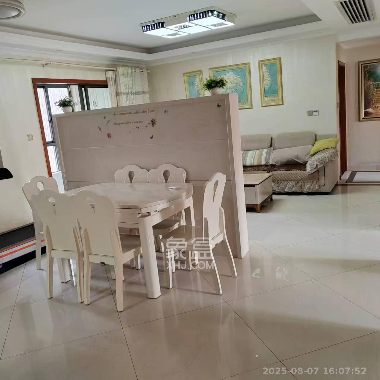 五矿紫湖香醍  4室2厅1卫    2200.0元/月 五矿紫湖香醍  4室2厅1卫    2200.0元/月室内图