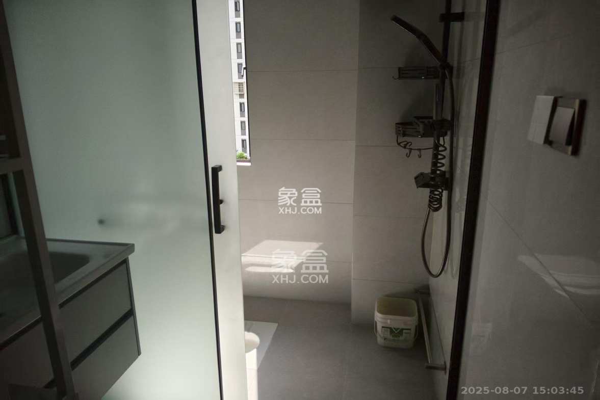 谷山景苑  2室1厅1卫    2000.0元/月 谷山景苑  2室1厅1卫    2000.0元/月室内图