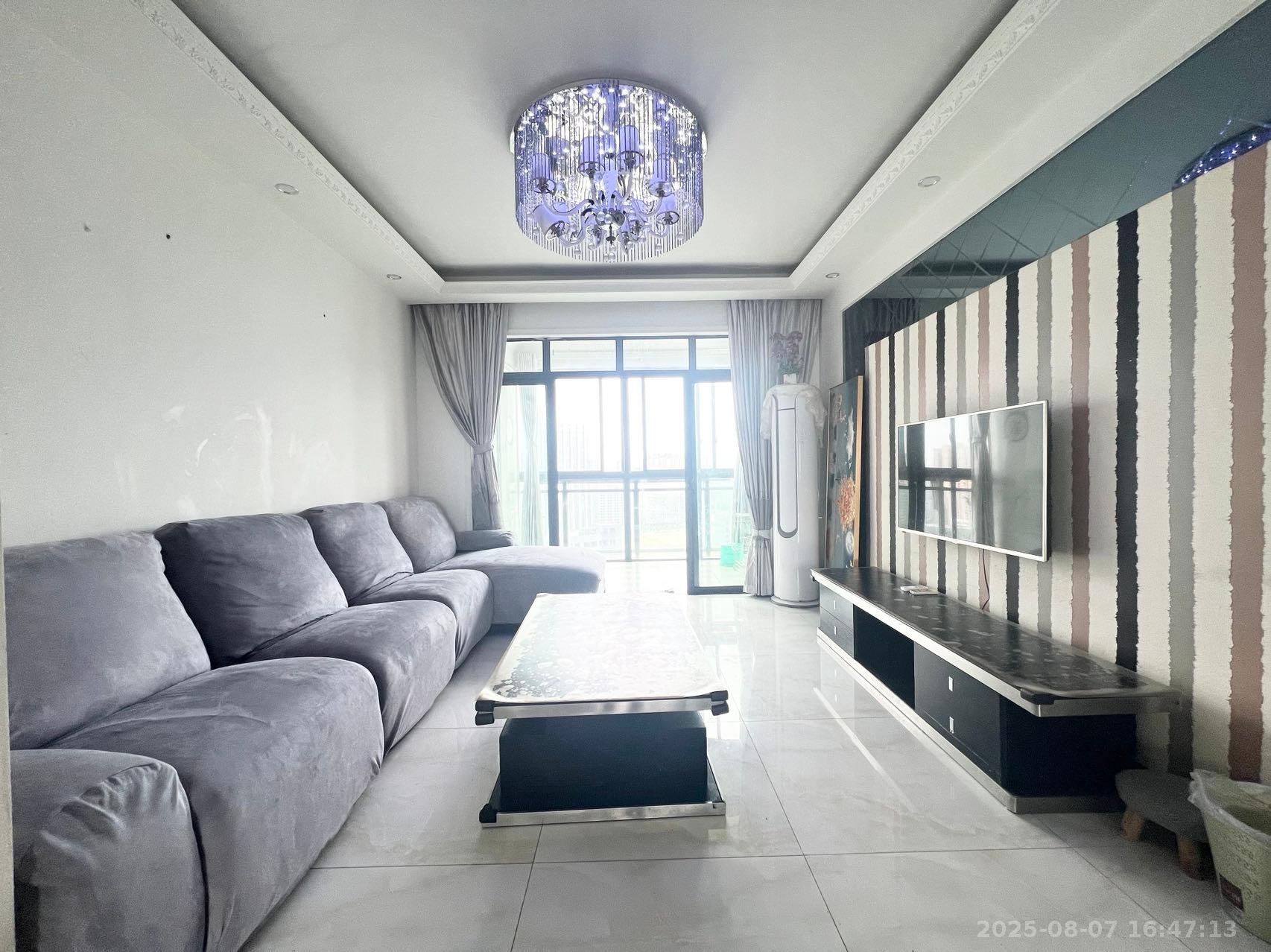 金科东方大院三四期 3室2厅2卫 2800.0元/月 金科东方大院三四期 3室2厅2卫 2800.0元/月室内图