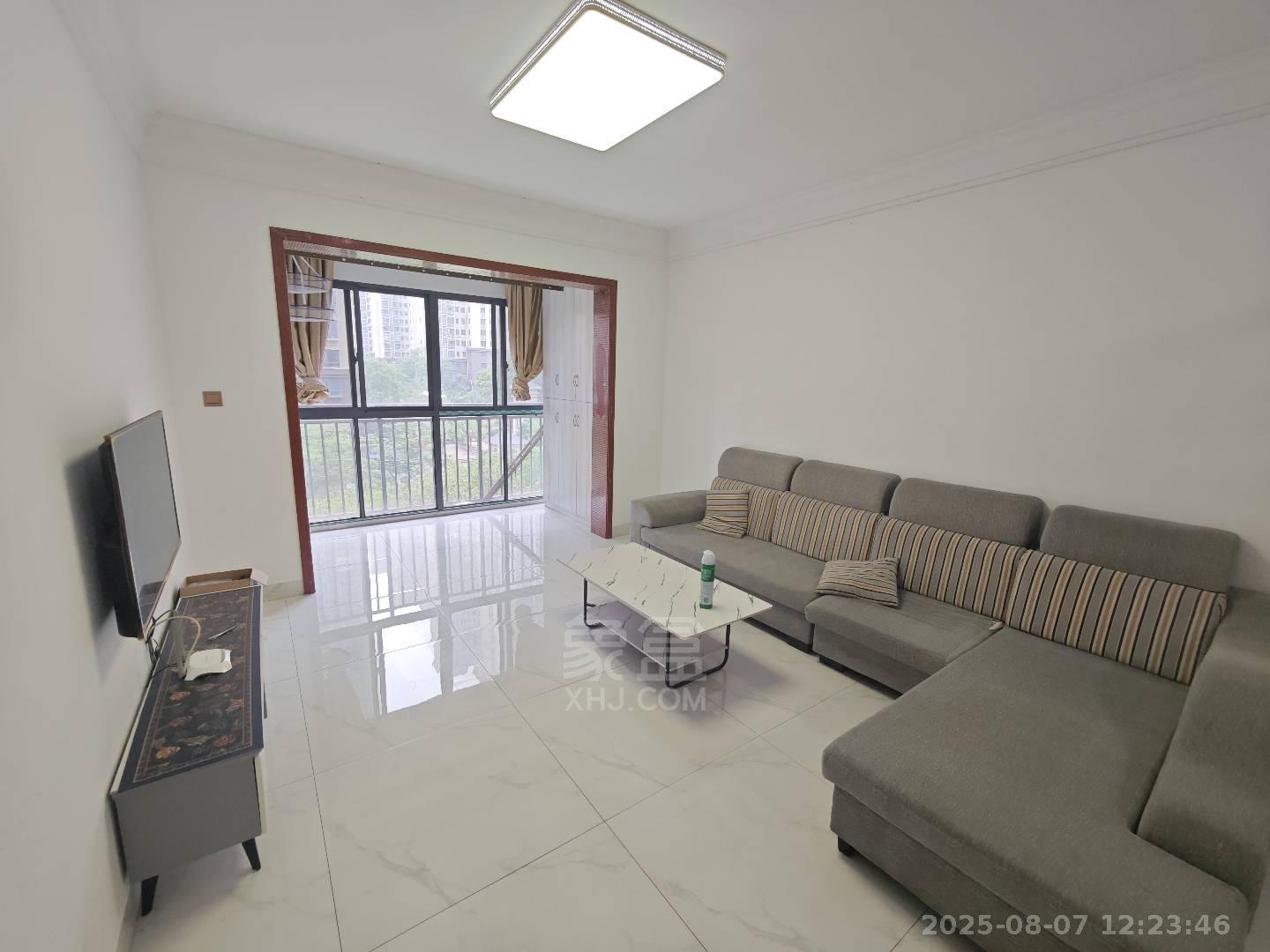 山水洲城华晨第一城 2室2厅1卫 1600.0元/月 山水洲城华晨第一城 2室2厅1卫 1600.0元/月室内图