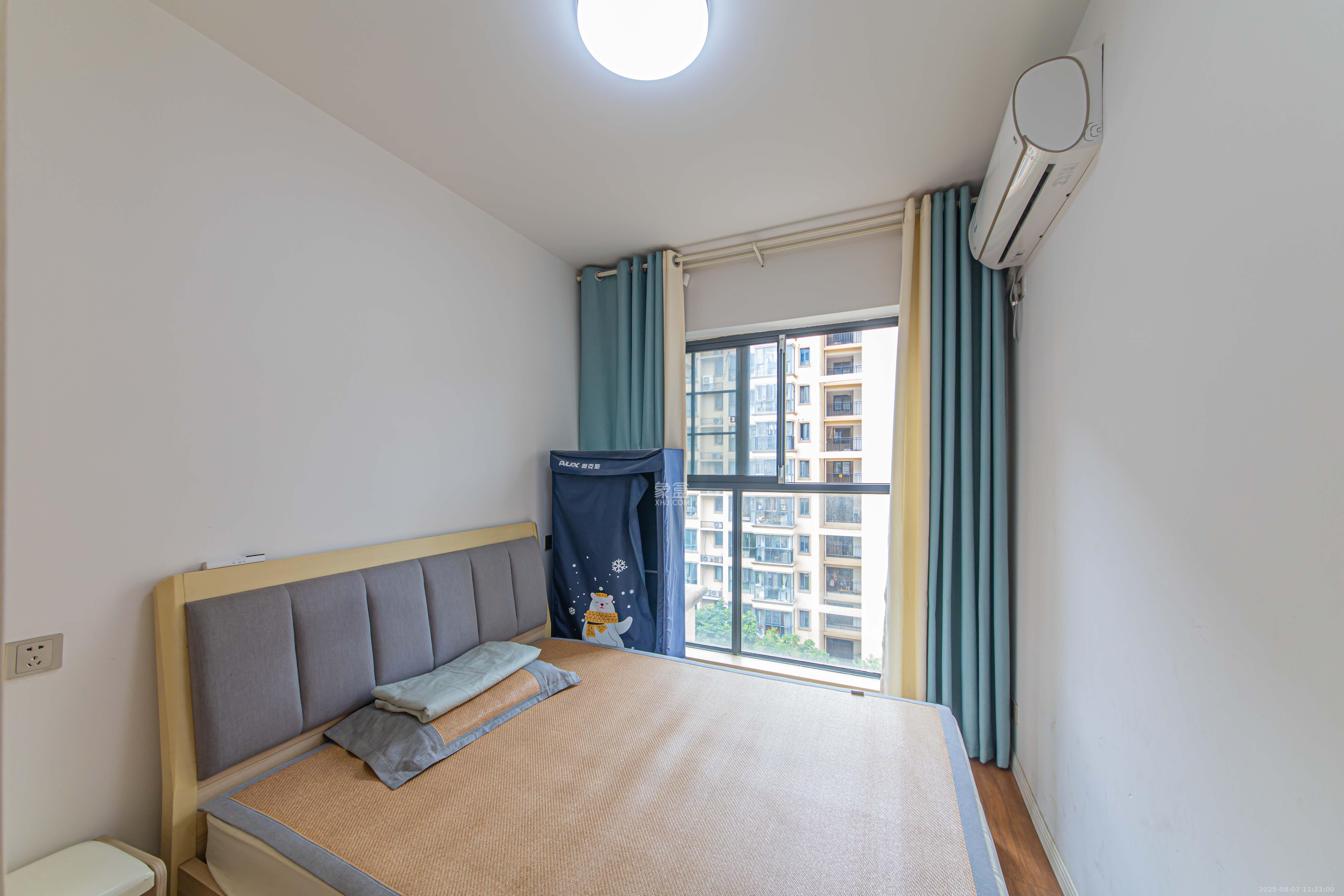 中建芙蓉嘉苑  3室2厅2卫    98.0万卧室