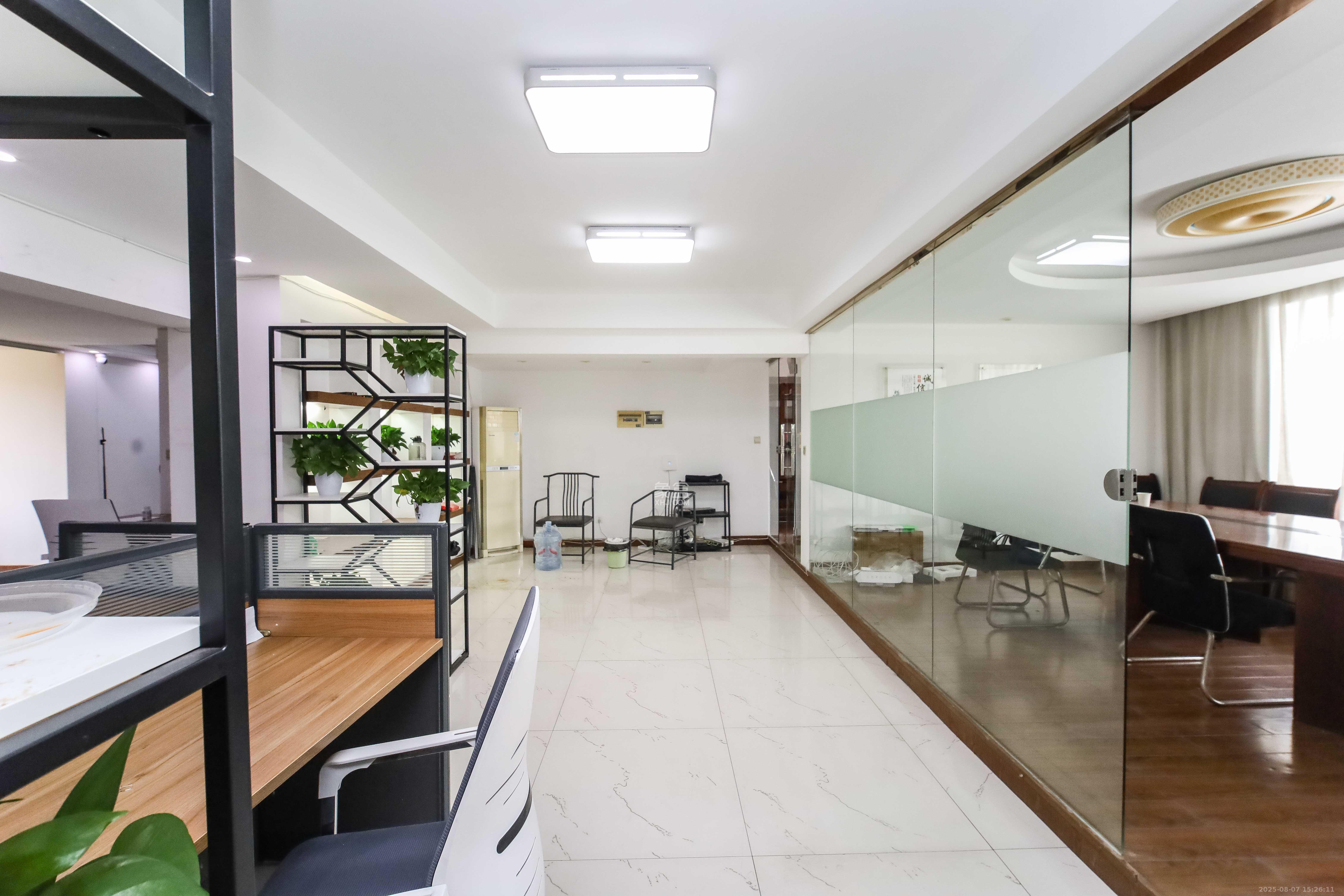 诺亚方舟大厦 4室2厅1卫 79.8万 诺亚方舟大厦 4室2厅1卫 79.8万其他