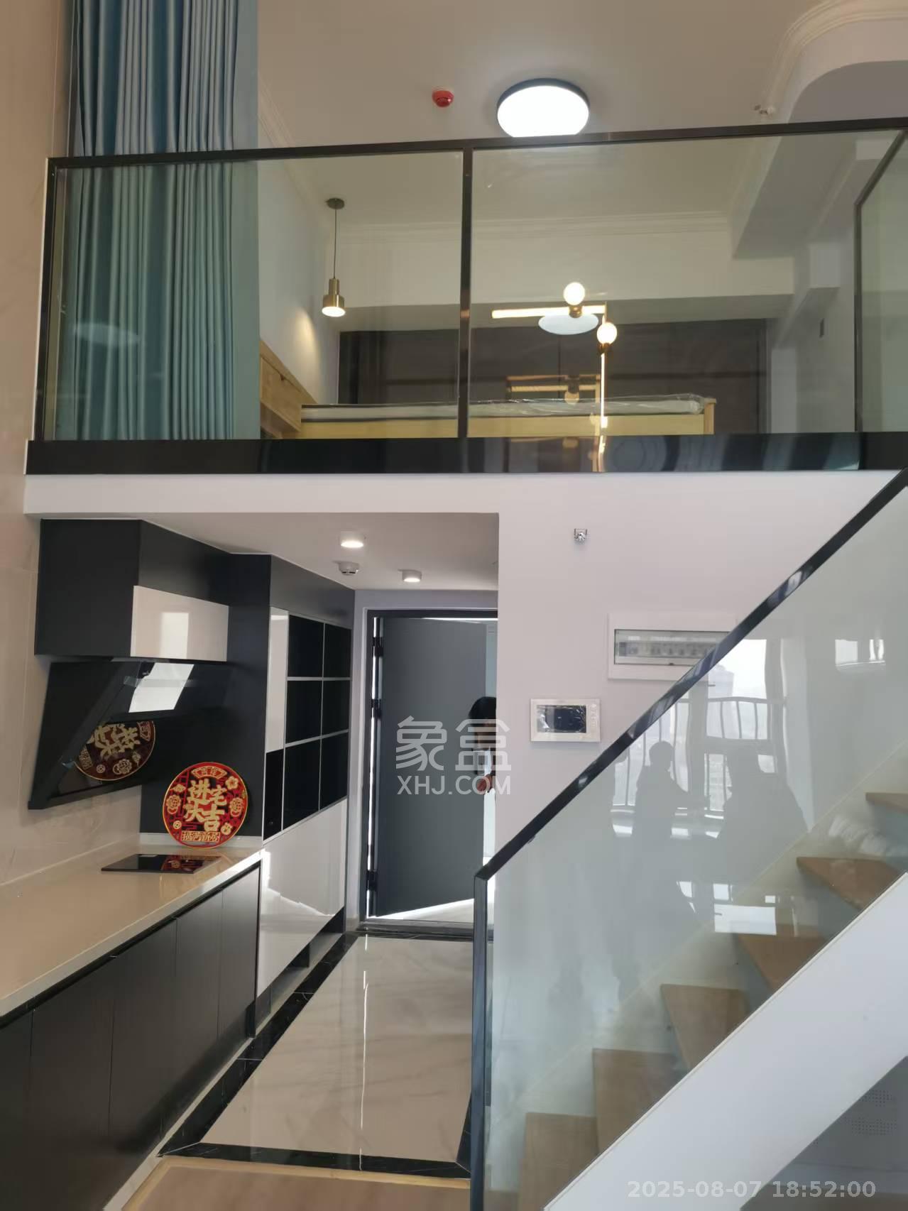 湘一书香里 1室1厅1卫 2400.0元/月 湘一书香里 1室1厅1卫 2400.0元/月室内图