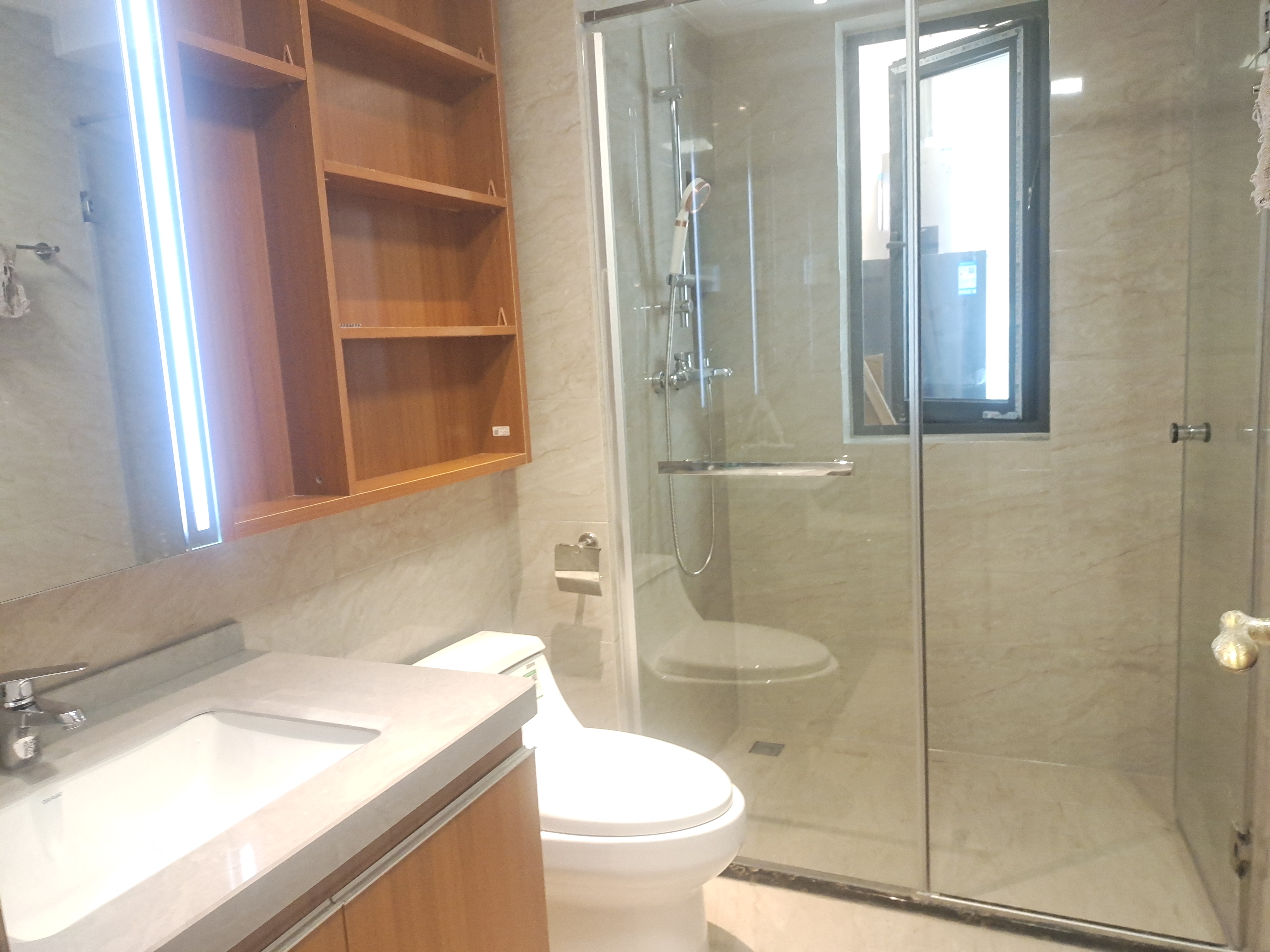 恒大名都 3室2厅2卫 2000.0元/月 恒大名都 3室2厅2卫 2000.0元/月室内图