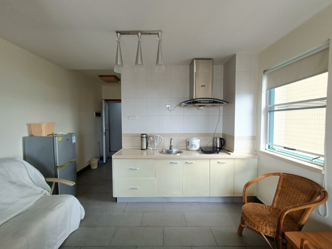 金外滩 1室1厅1卫 1500.0元/月 金外滩 1室1厅1卫 1500.0元/月室内图