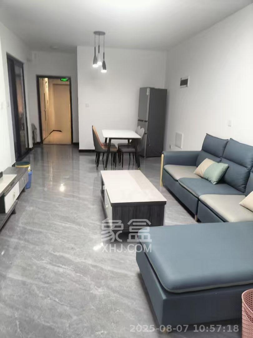 美的翰城  3室2厅1卫    1900.0元/月 美的翰城  3室2厅1卫    1900.0元/月