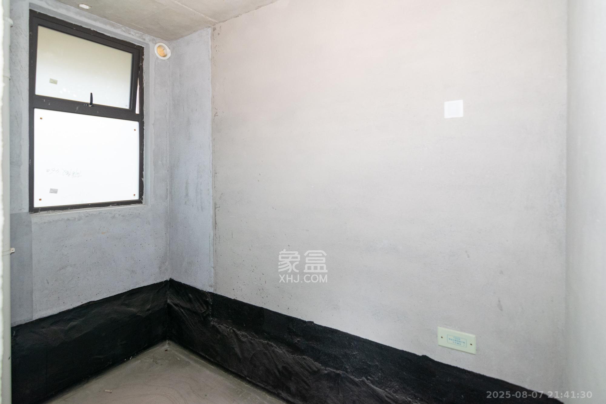 三润城(三润星城) 4室2厅2卫 88.0万 三润城(三润星城) 4室2厅2卫 88.0万卫生间