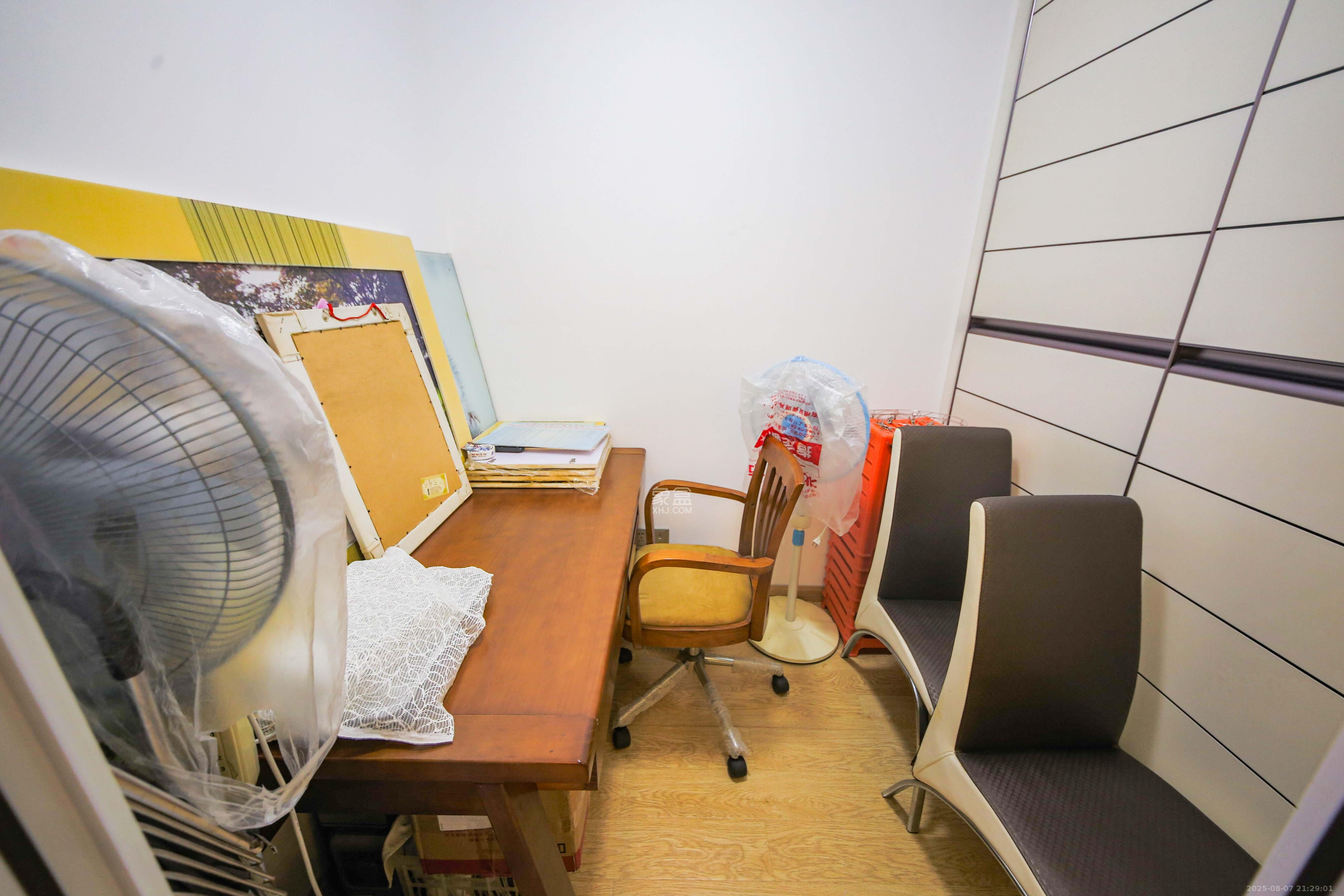 克拉美丽山庄（晟领国际）  1室1厅1卫   140.00万其他
