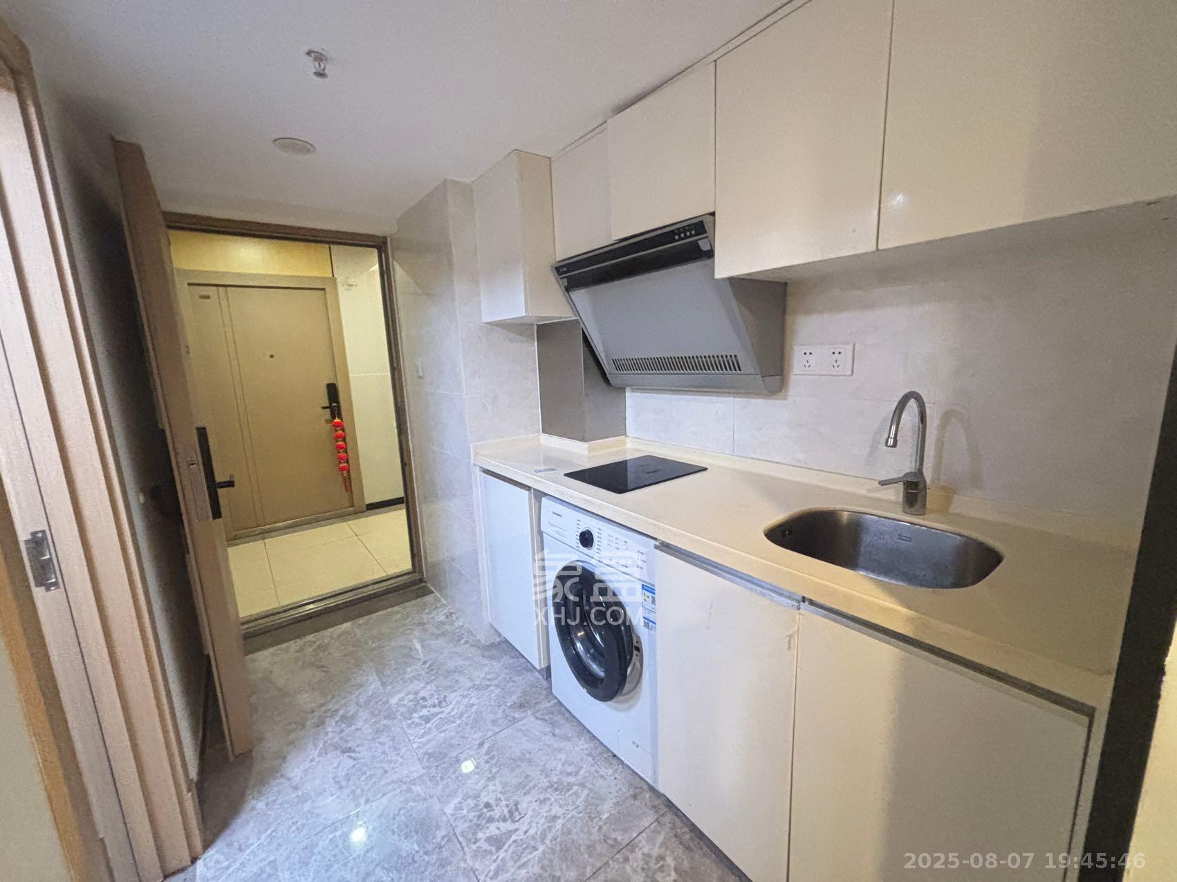 卓越浅水湾 0室1厅1卫 1600.0元/月 卓越浅水湾 0室1厅1卫 1600.0元/月室内图