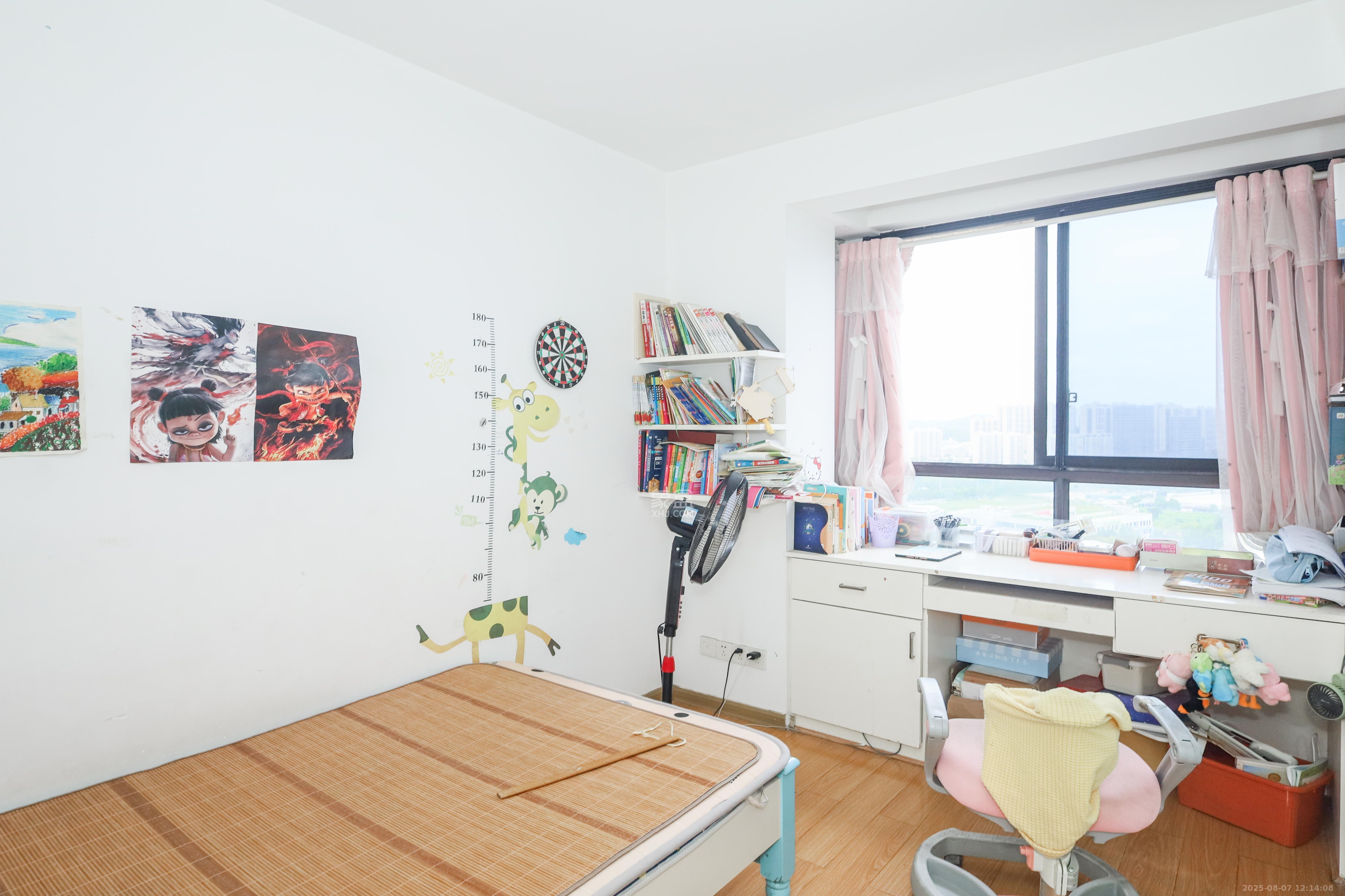 保利麓谷林语F区  3室2厅2卫    92.0万 保利麓谷林语F区  3室2厅2卫    92.0万卧室