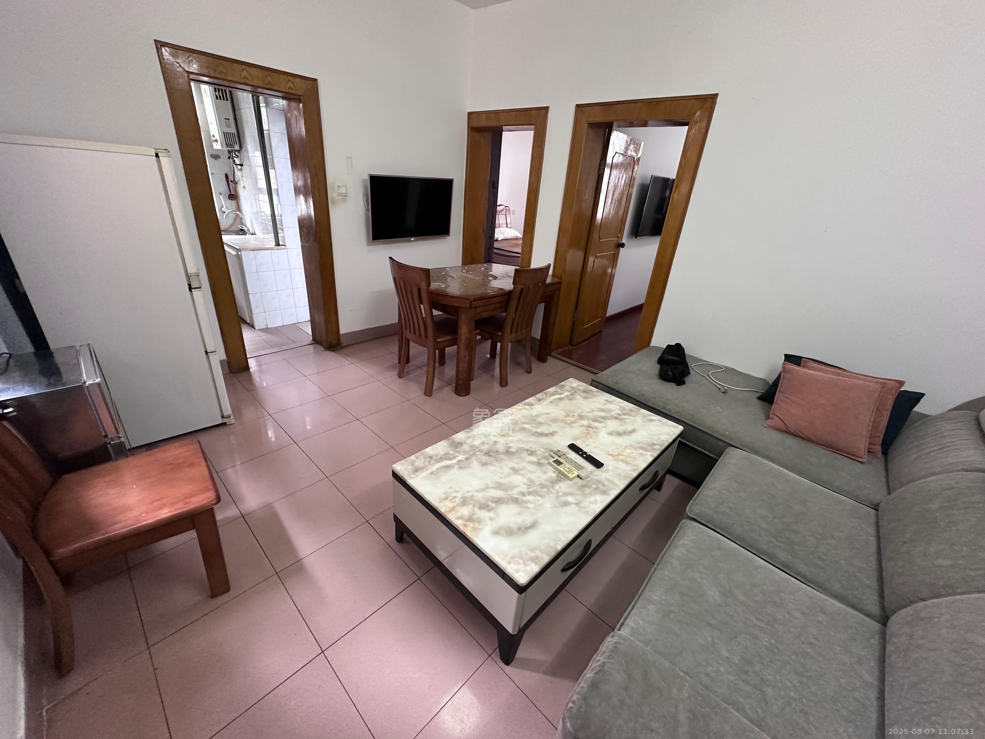 展览馆科协宿舍  2室1厅1卫    2200.0元/月室内图