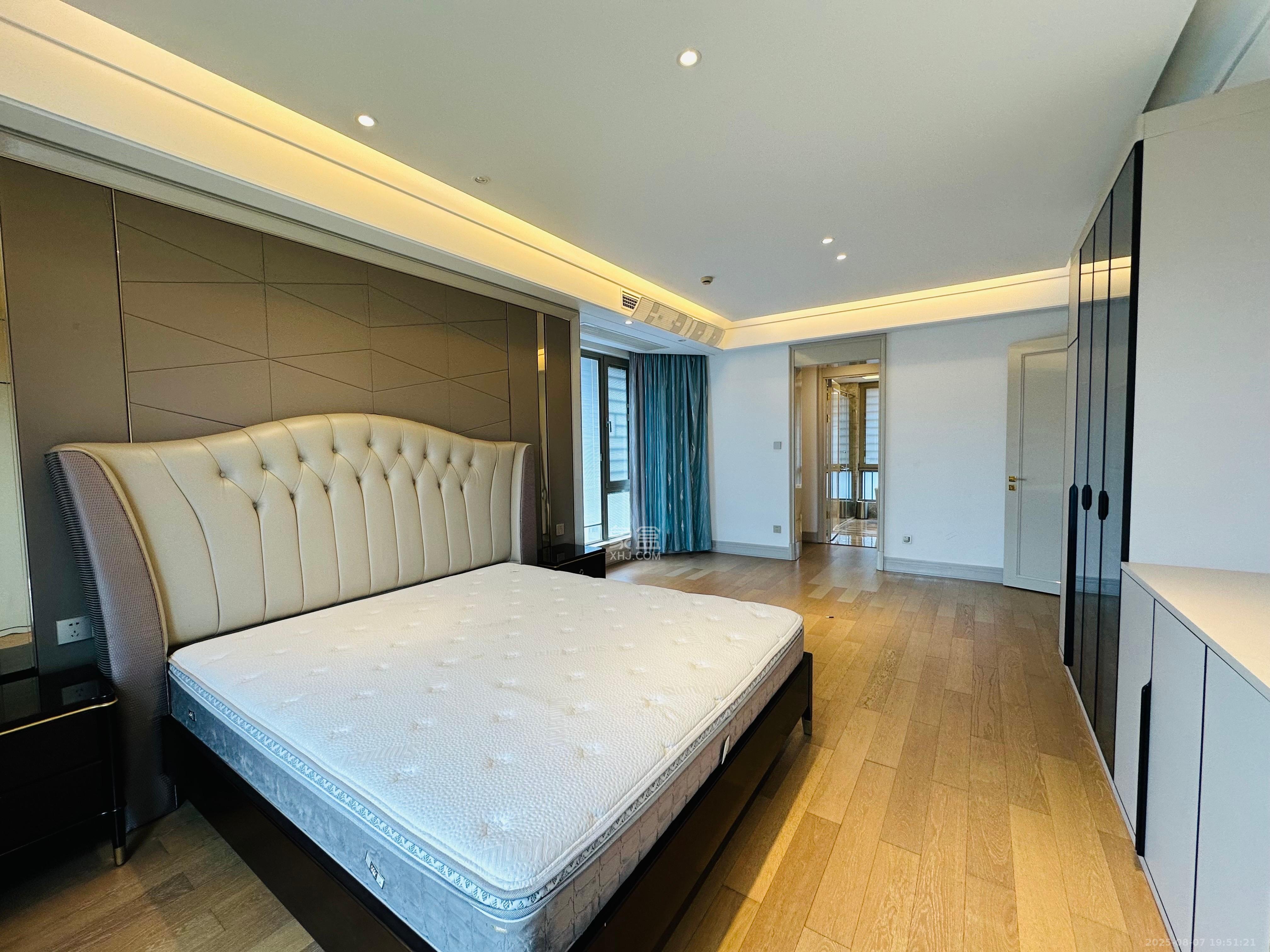 梅溪湖金茂府（金茂广场）（金茂览秀城）  5室2厅3卫    15000.0元/月室内图