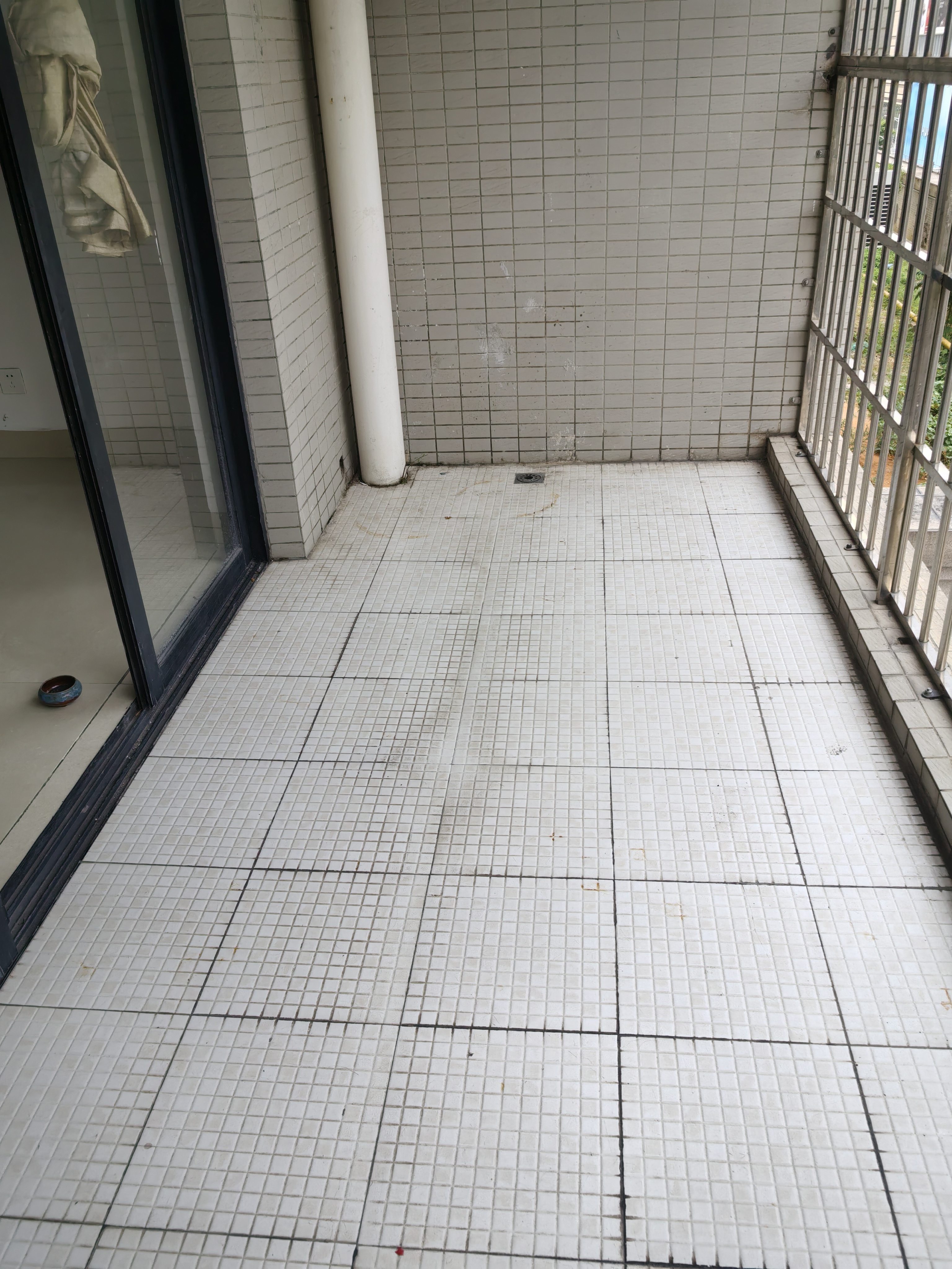 玉沙广场（京华城）  3室2厅2卫   2900.00元/月室内图
