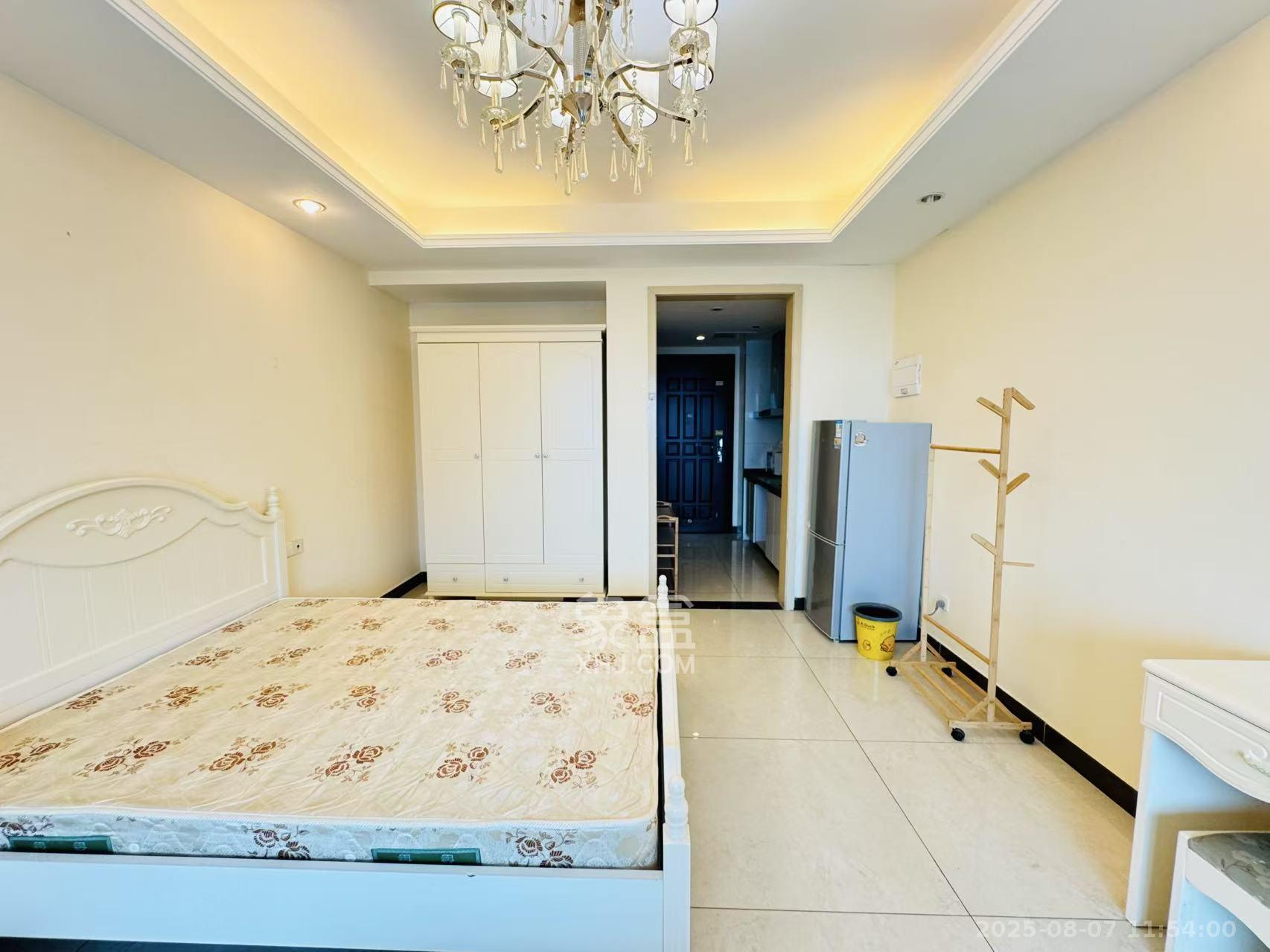 恒大御景湾 1室1厅1卫 1800.0元/月 恒大御景湾 1室1厅1卫 1800.0元/月室内图