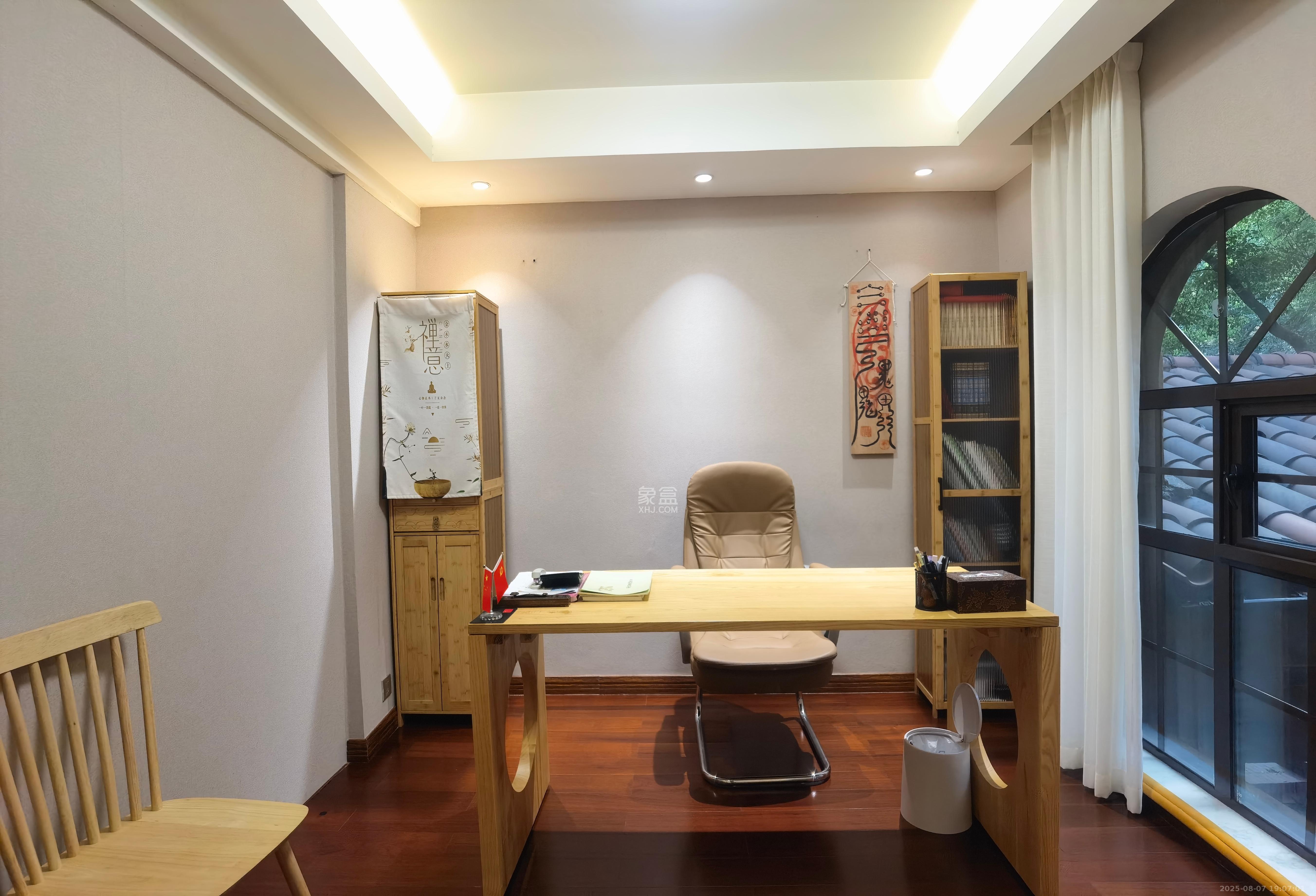 融科檀香山(融科紫檀、香山国际) 4室2厅2卫 10000.0元/月 融科檀香山(融科紫檀、香山国际) 4室2厅2卫 10000.0元/月室内图