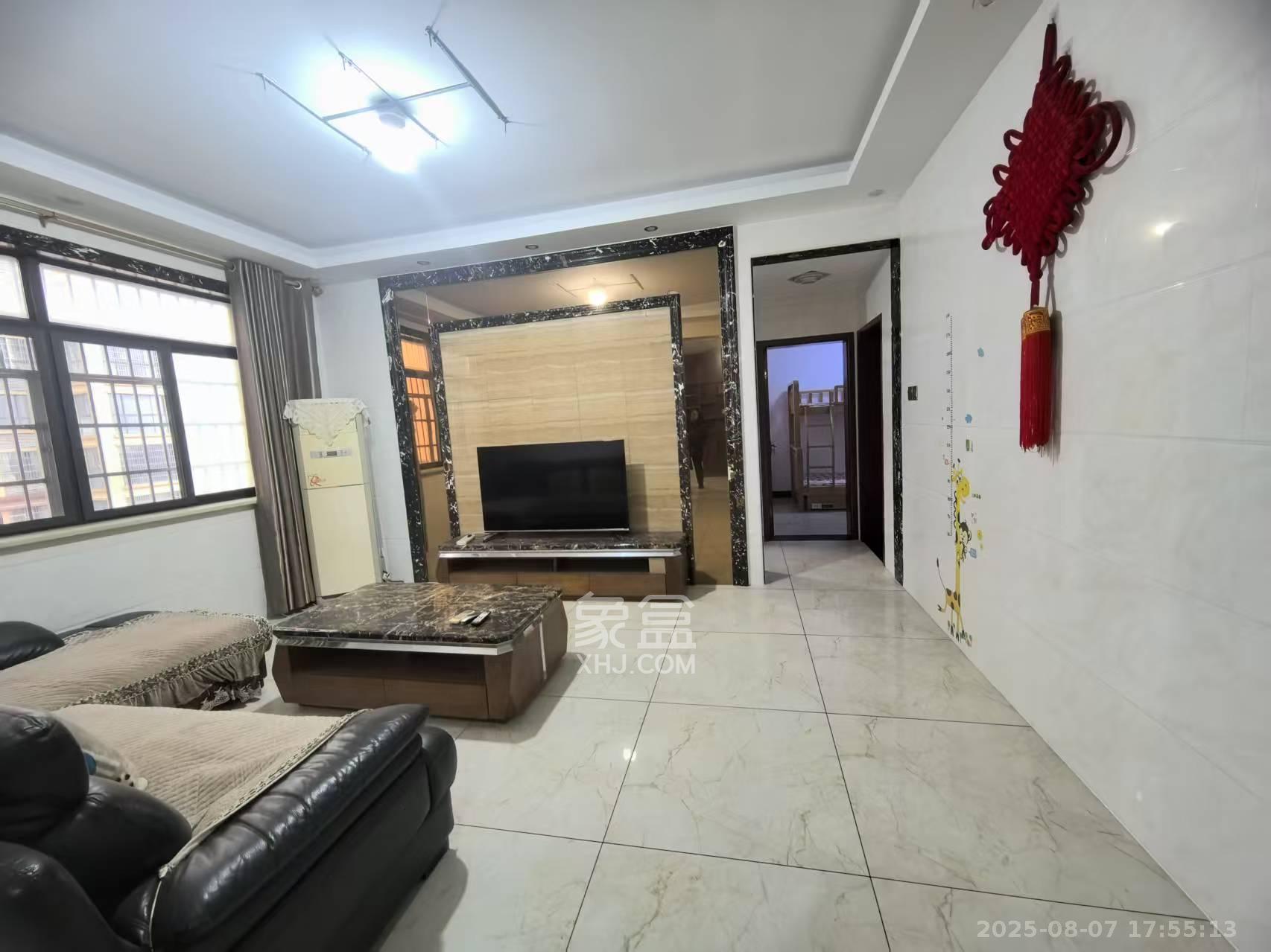 五星龙廻塘小区 3室2厅2卫 2000.0元/月 五星龙廻塘小区 3室2厅2卫 2000.0元/月室内图