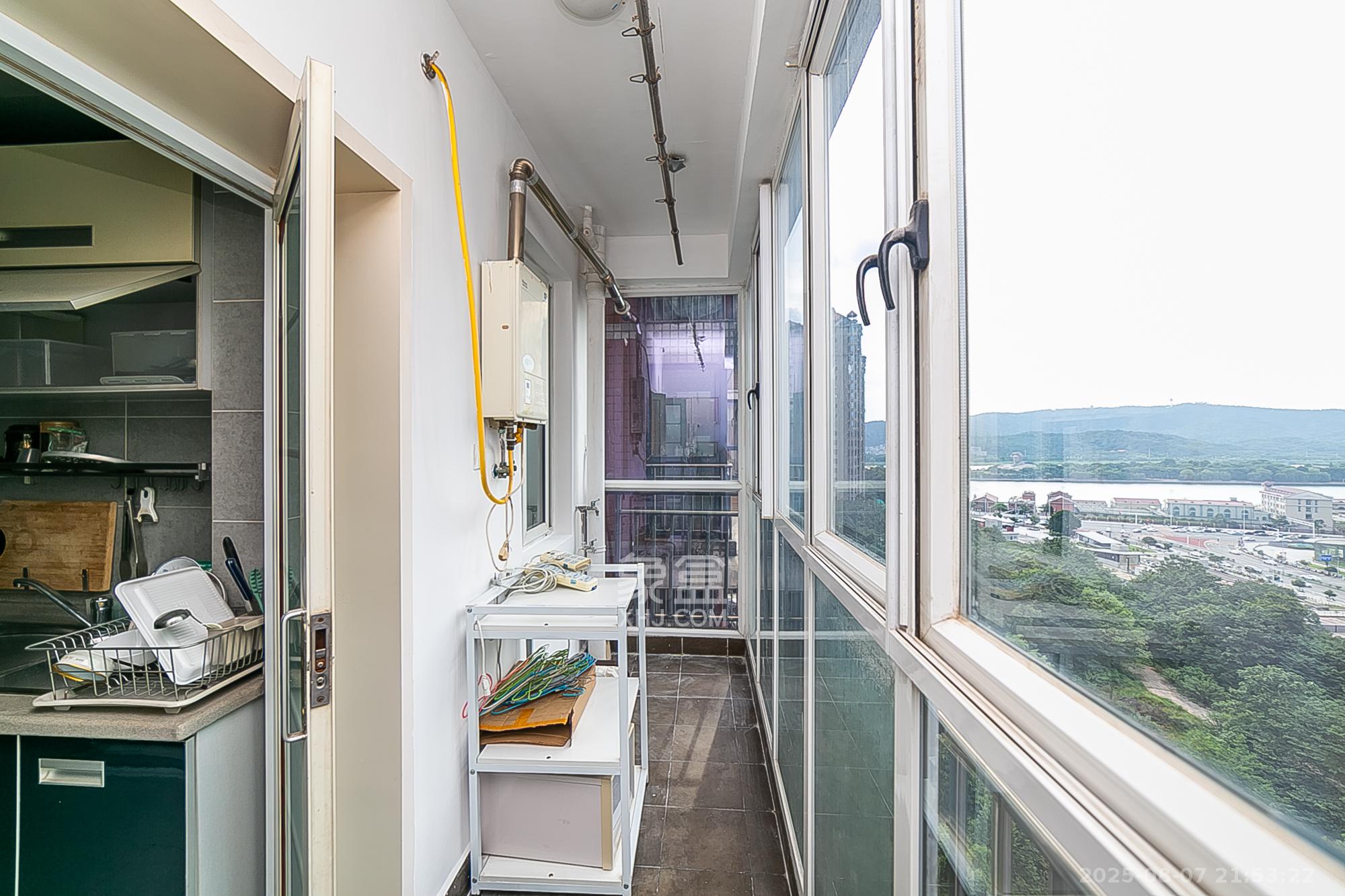 都江新城(都江新苑)  3室2厅2卫    134.0万 都江新城(都江新苑)  3室2厅2卫    134.0万阳台