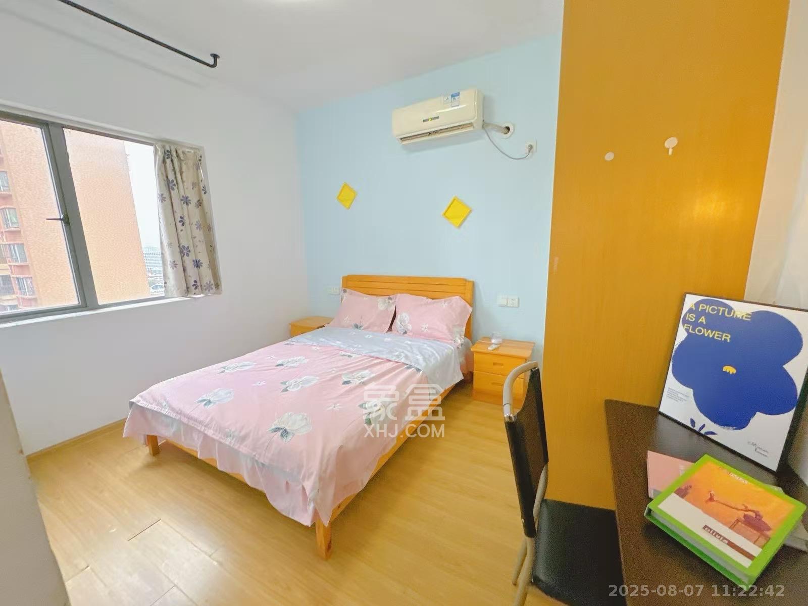 上海城小区 3室2厅1卫 2700.0元/月 上海城小区 3室2厅1卫 2700.0元/月室内图