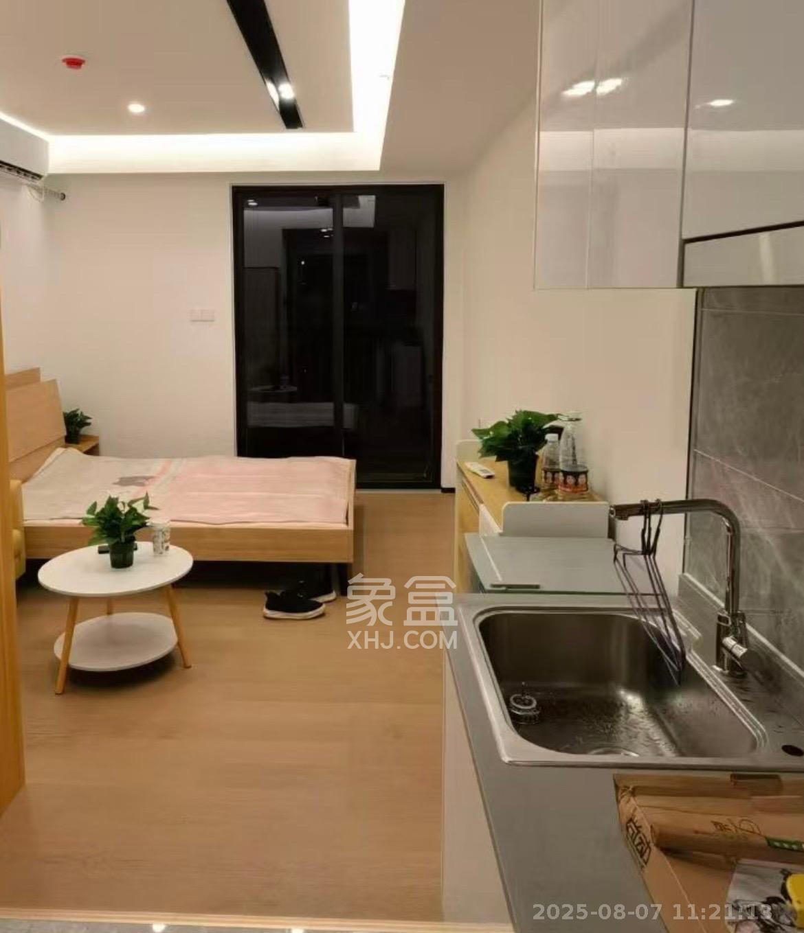 万科金色梦想D区  1室1厅1卫   1700.00元/月室内图