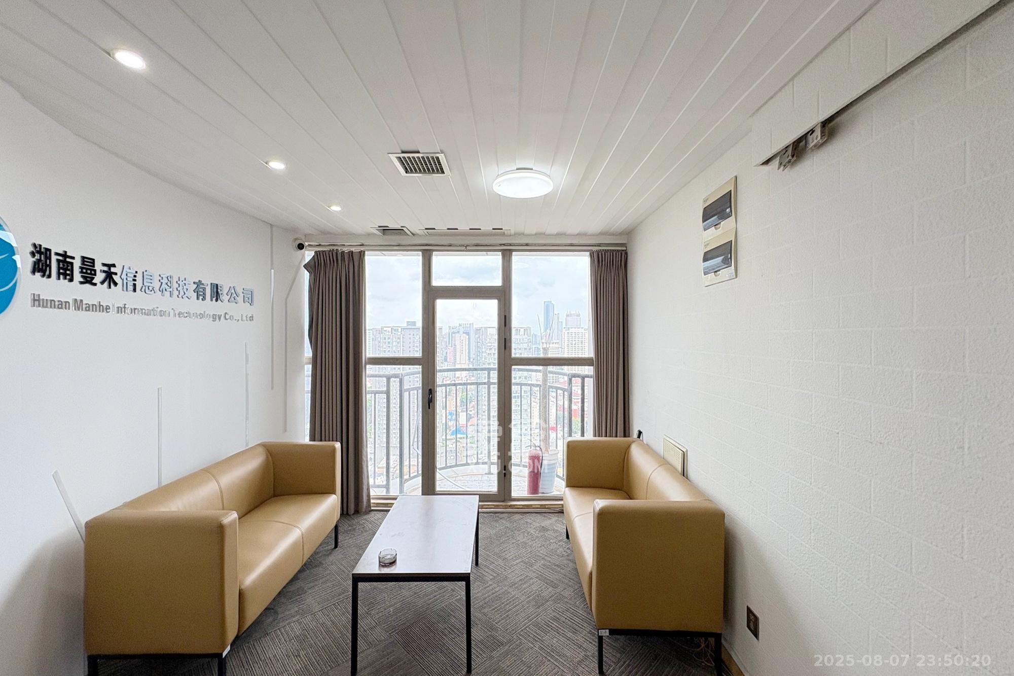 潮宗御苑 1室2厅1卫 350.0万 潮宗御苑 1室2厅1卫 350.0万其他