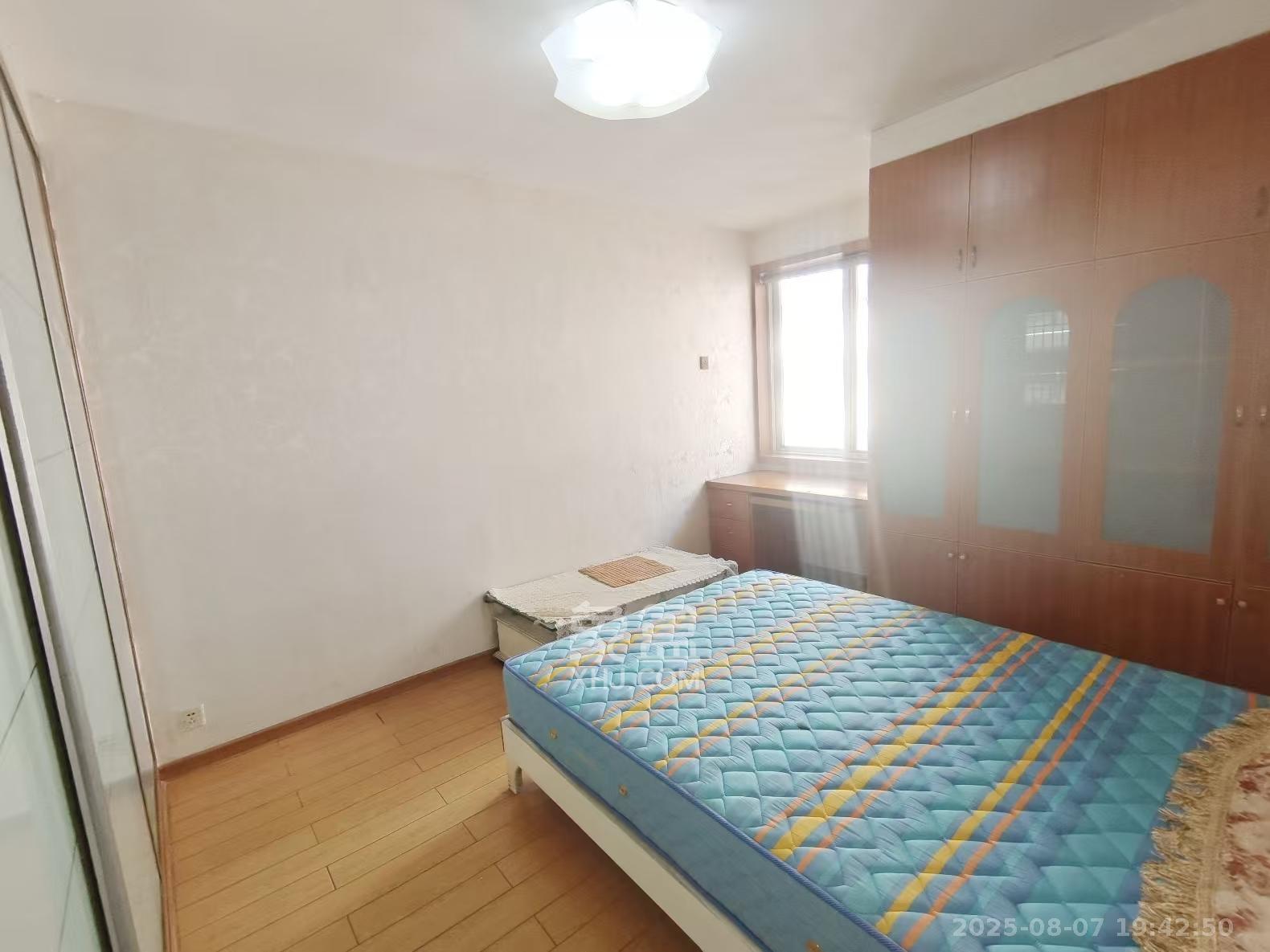 富绿新村  2室2厅1卫    1600.0元/月 富绿新村  2室2厅1卫    1600.0元/月室内图1