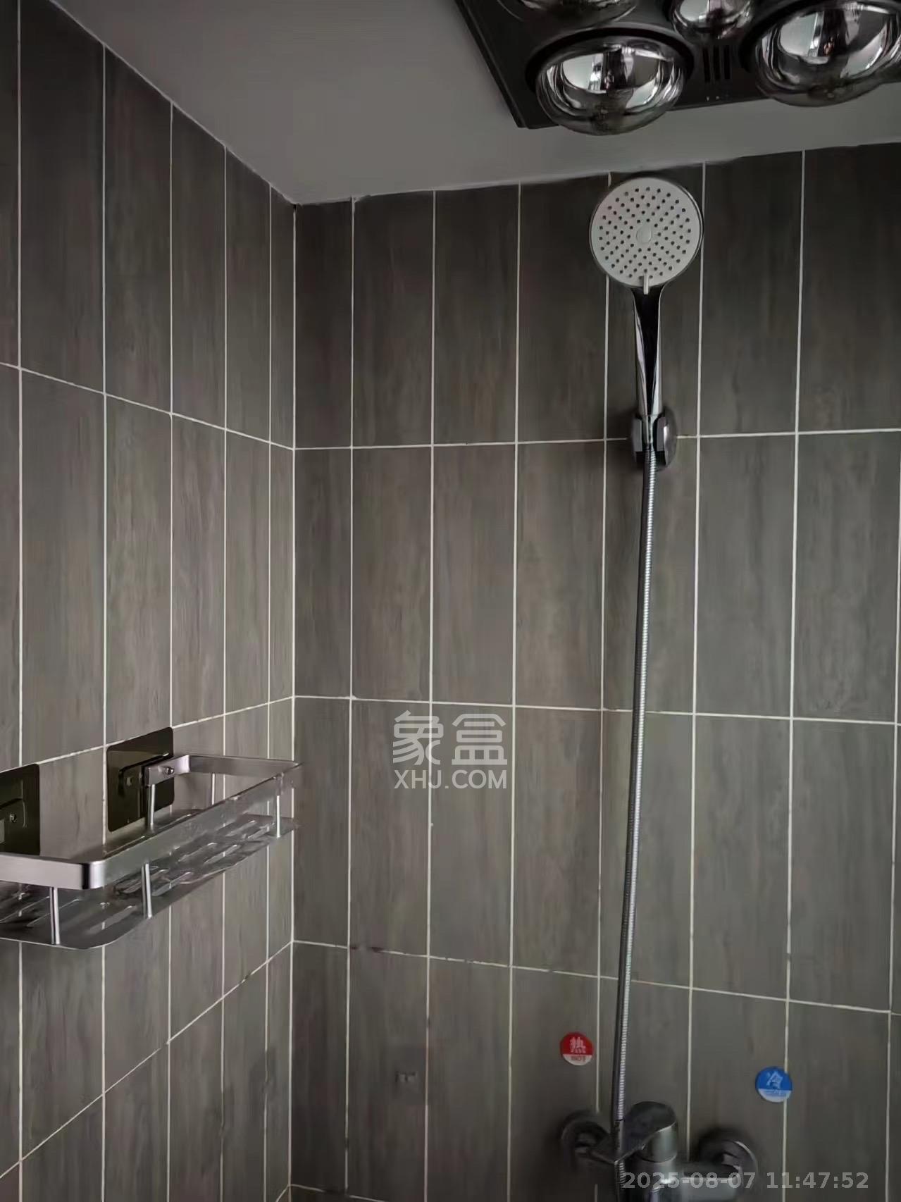 天元涉外景园B区 1室1厅1卫 1400.0元/月 天元涉外景园B区 1室1厅1卫 1400.0元/月室内图