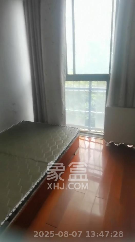 湘府十城(汇财御景湾新寓,汇财国际) 4室2厅2卫 2500.0元/月 湘府十城(汇财御景湾新寓,汇财国际) 4室2厅2卫 2500.0元/月室内图